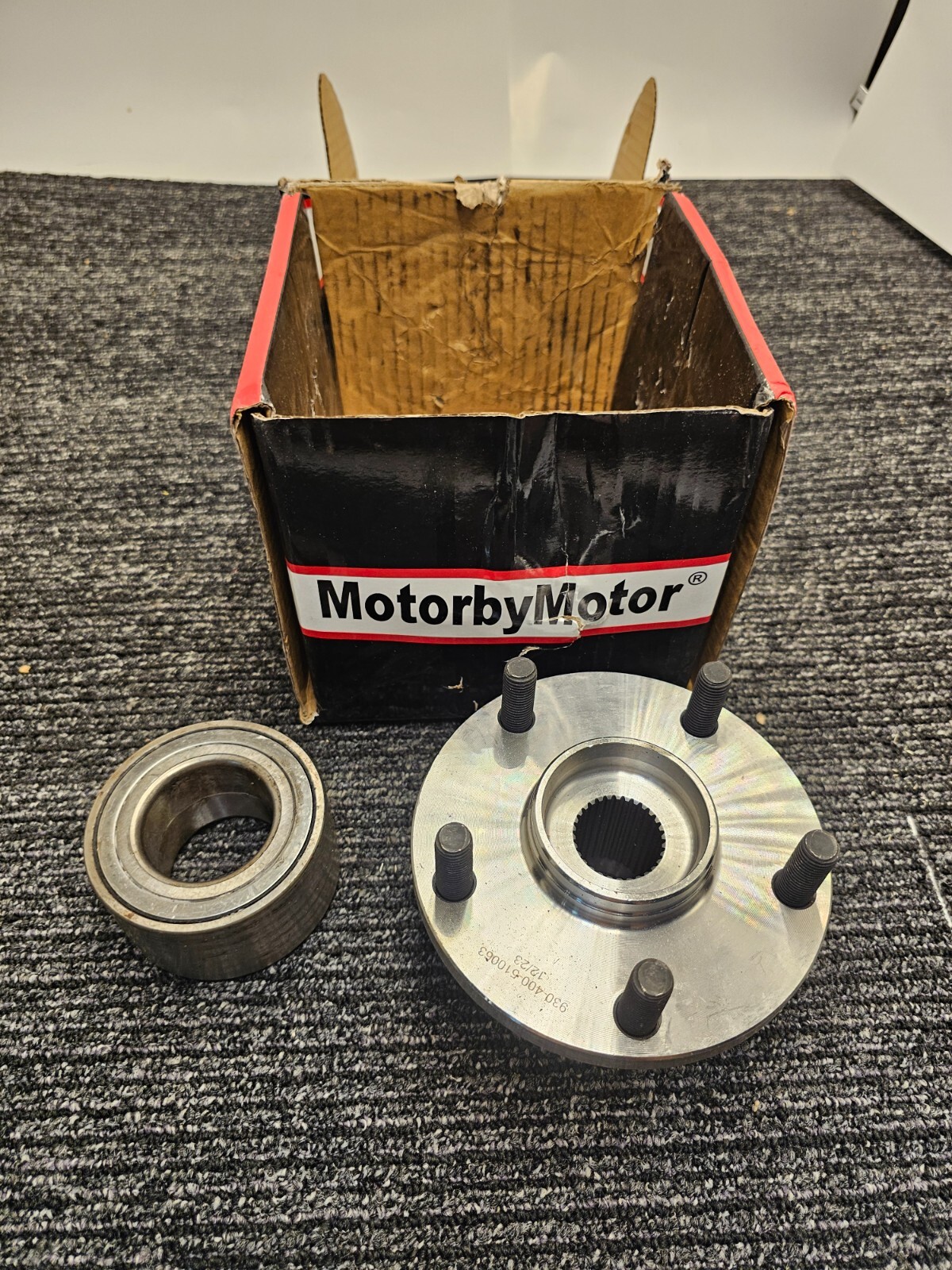 MotorbyMotor 930-400 Front Wheel Bearing Hub For Toyota Camry 07-17 2.5L 3.5L