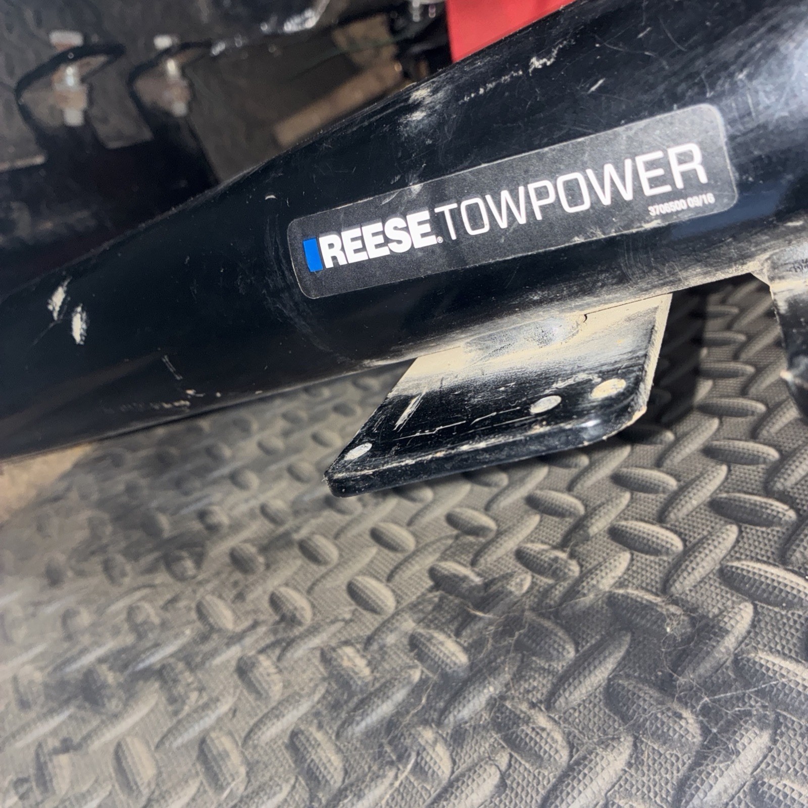 Reese Towpower 44564 Trailer Hitch. See Photos For Fitment Reese Towpower 44564 Trailer Hitch. See Photos For Fitment