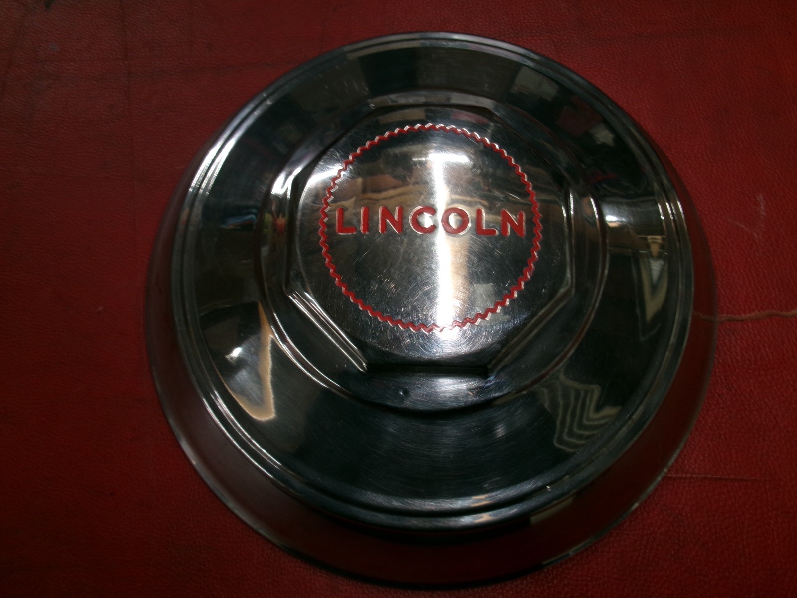 VINTAGE 1946-48 LINCOLN ZEPHYR HUBCAP WHEELCOVER