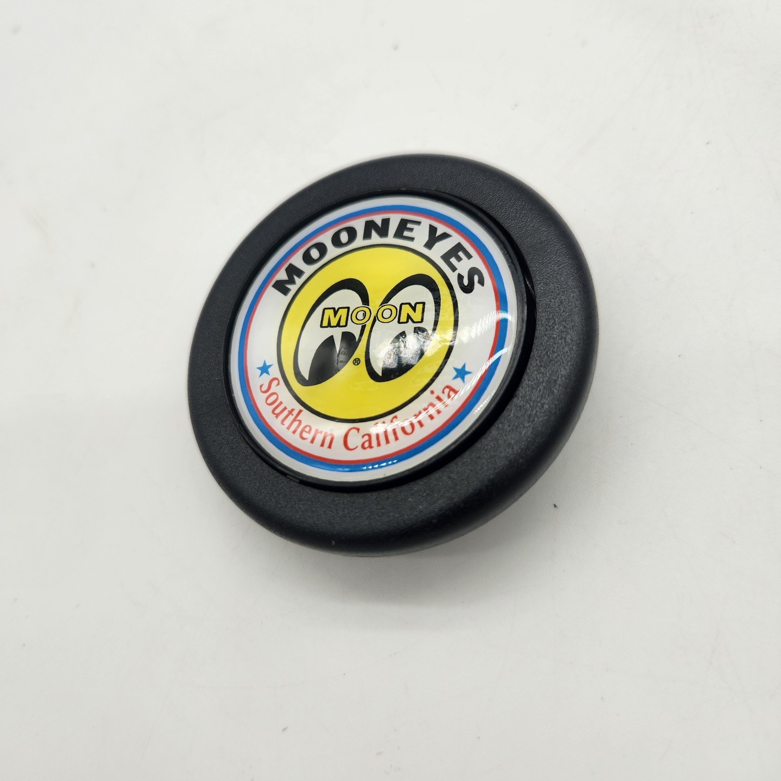 Mooneyes Area-1 Yokohama Japan JDM Horn Button Southern California Heritage Logo