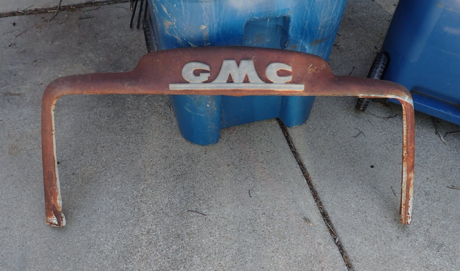 1947-53 GMC truck grill frame, nice shell