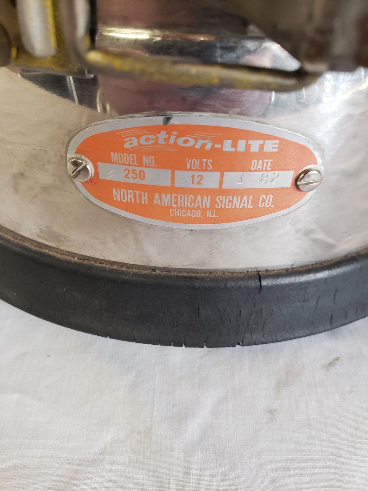 North American Signal Co. Action Lite 250 Rotating Beacon WORKS On 110V