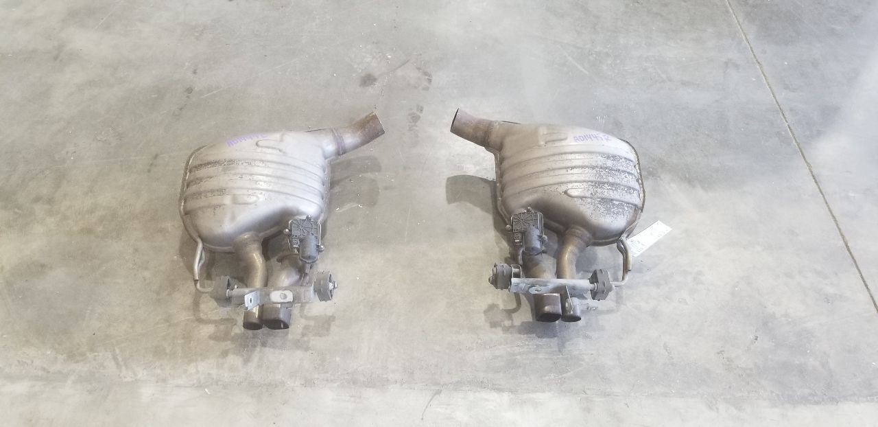 17 MERCEDES BENZ C63S AMG W205 4.0L SEDAN PERFORMANCE EXHAUST MUFFLER SET PAIR