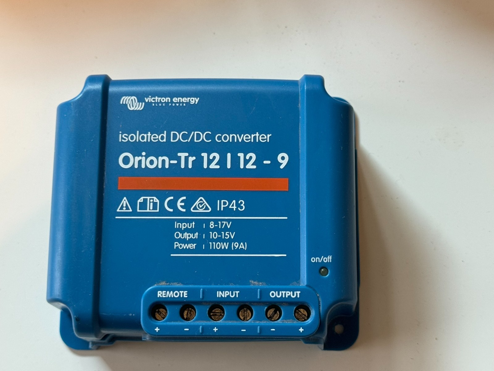 Victron ORI121222120 Energy Orion-Tr Smart 12/12V 18 amp 220-Watt DC-DC Charger