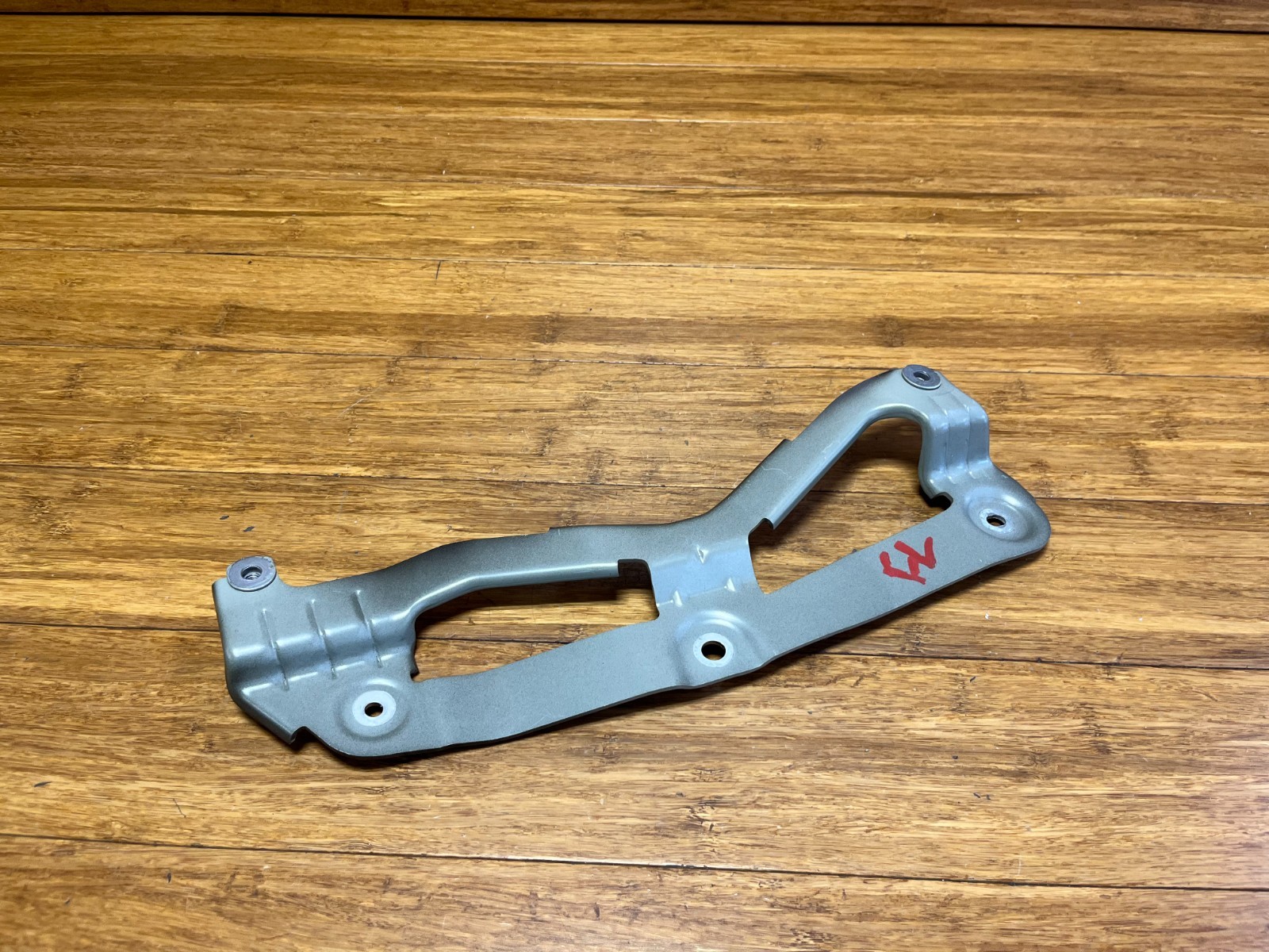 2021-2026 Audi RS6 C8 Fender Bracket Front Left Lower Side 4K0821471 OEM