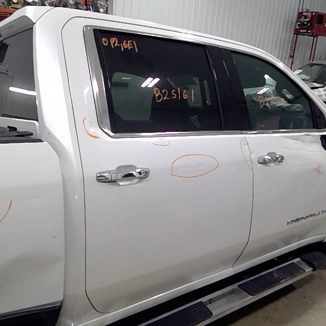 (LOCAL PICKUP ONLY) Passenger Rear Side Door Crew Cab Fits 20-26 SILVERADO 2500 