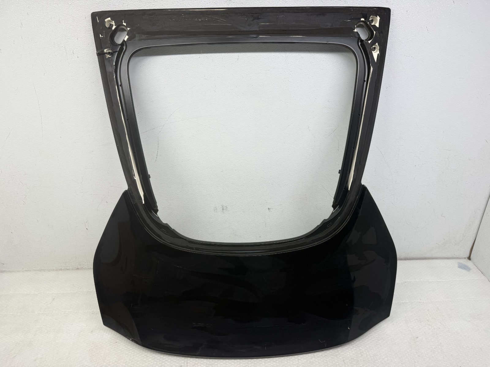 2019-2023 Aston Martin Vantage Tailgate Liftgate Trunk Luggage Lid Rear OEM