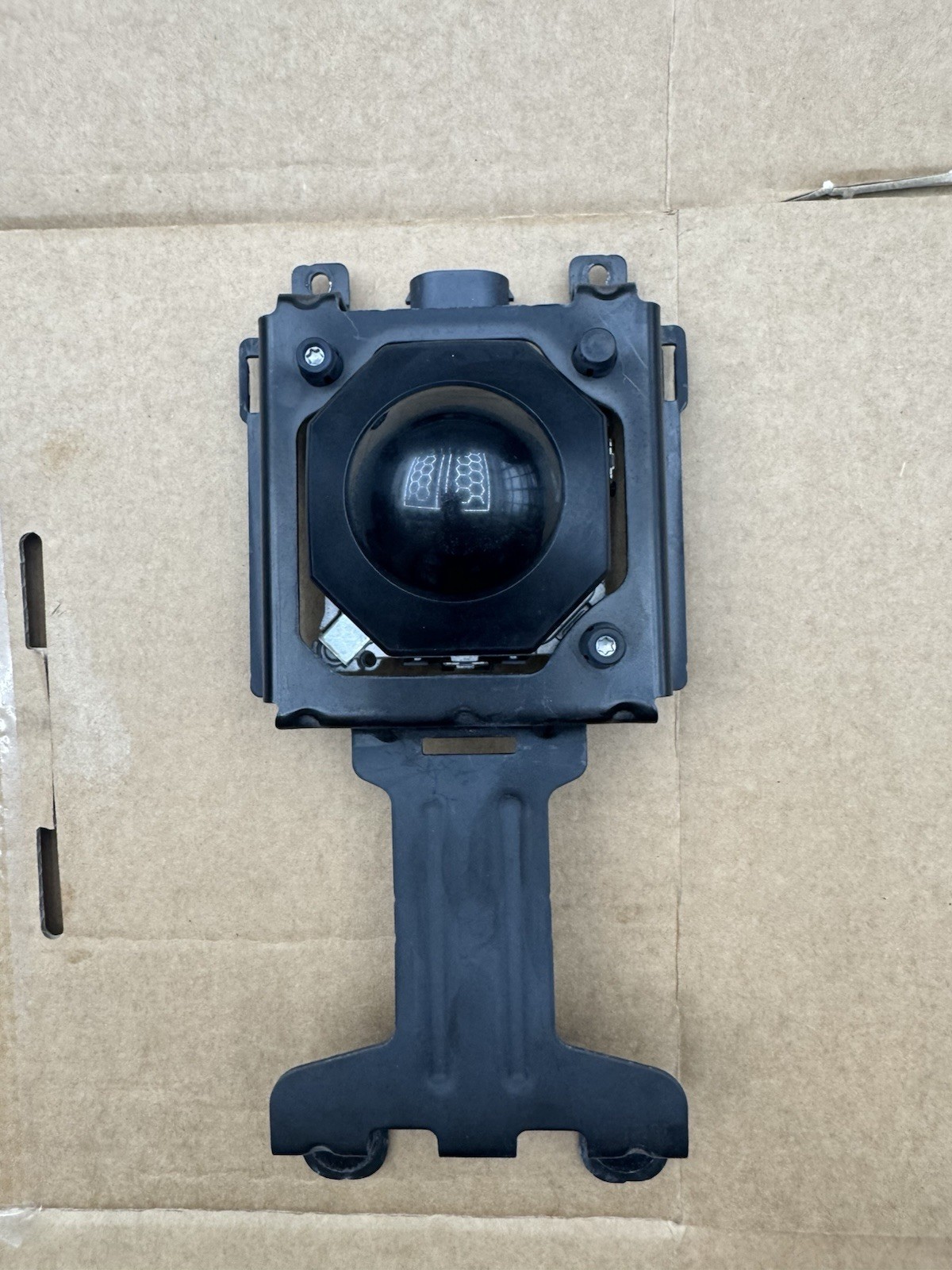 2020-2026 PORSCHE CAYENNE DISTANCE SENSOR OEM RADAR CRUISE MODULE 9Y0 907 561 M 2020-2026 PORSCHE CAYENNE DISTANCE SENSOR OEM RADAR CRUISE MODULE 9Y0 907 561 M