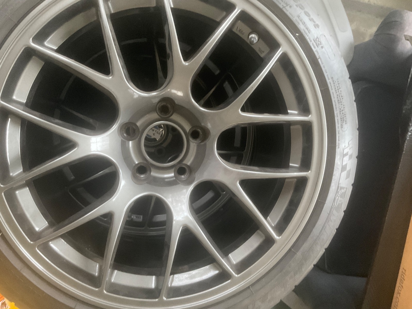 APEX EC-7 18X11 ET45 MICHELIN PILOT WHEELS  CBore 72.56 Patern 5x120 BMW sensors
