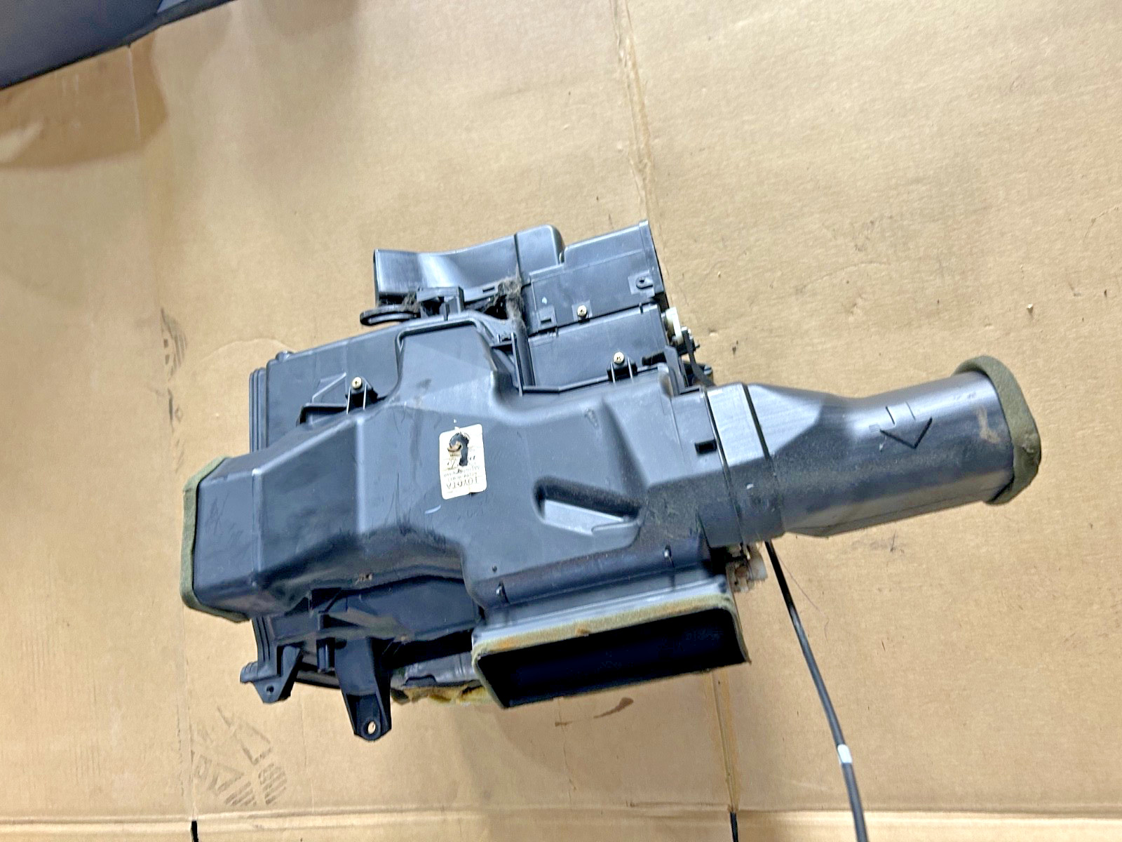 2000-2002 TOYOTA TUNDRA SR5  Heater Box with Blower Motor OEM
