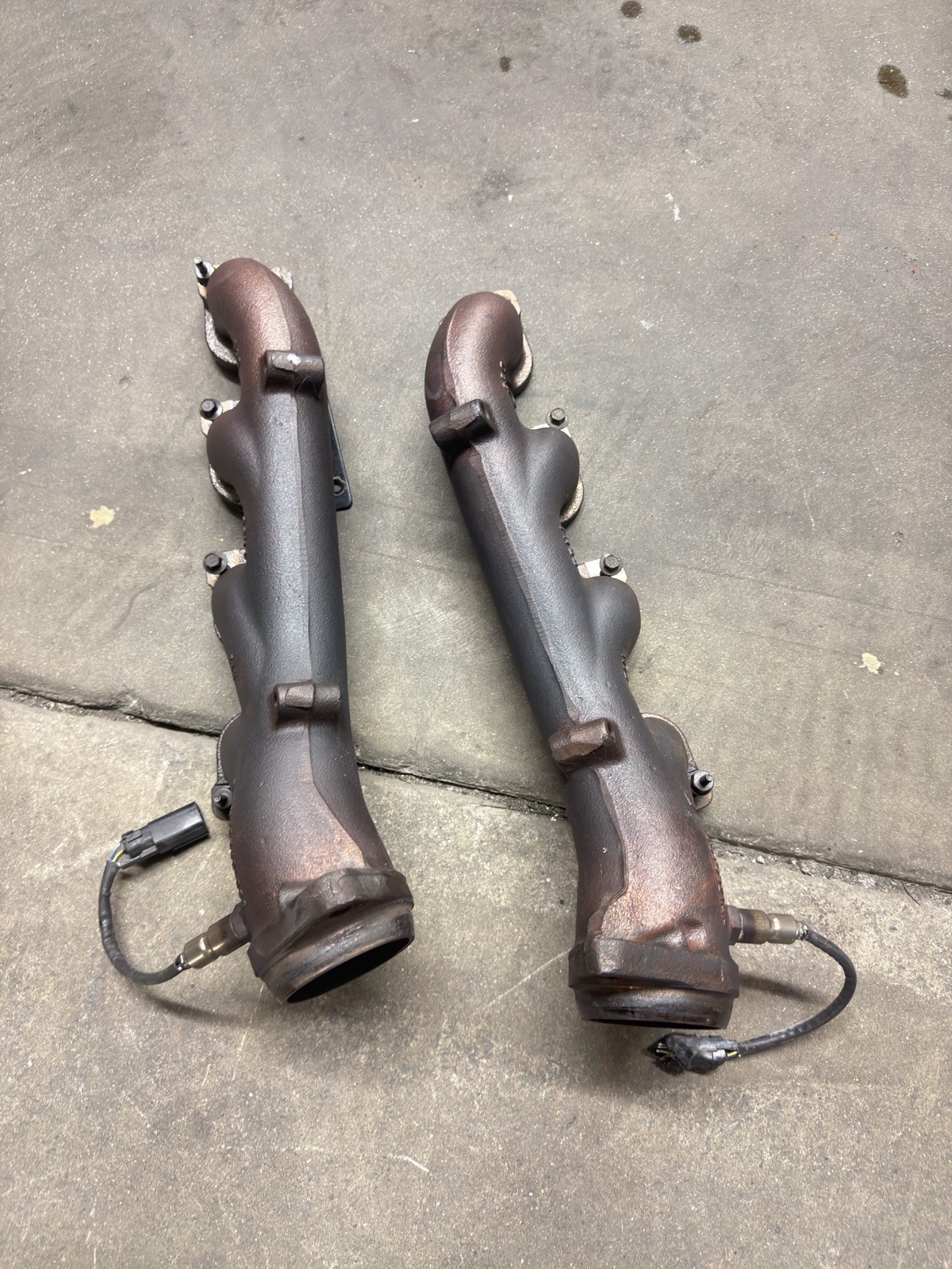 Oem dodge demon hellcat headers left and right 6.2L