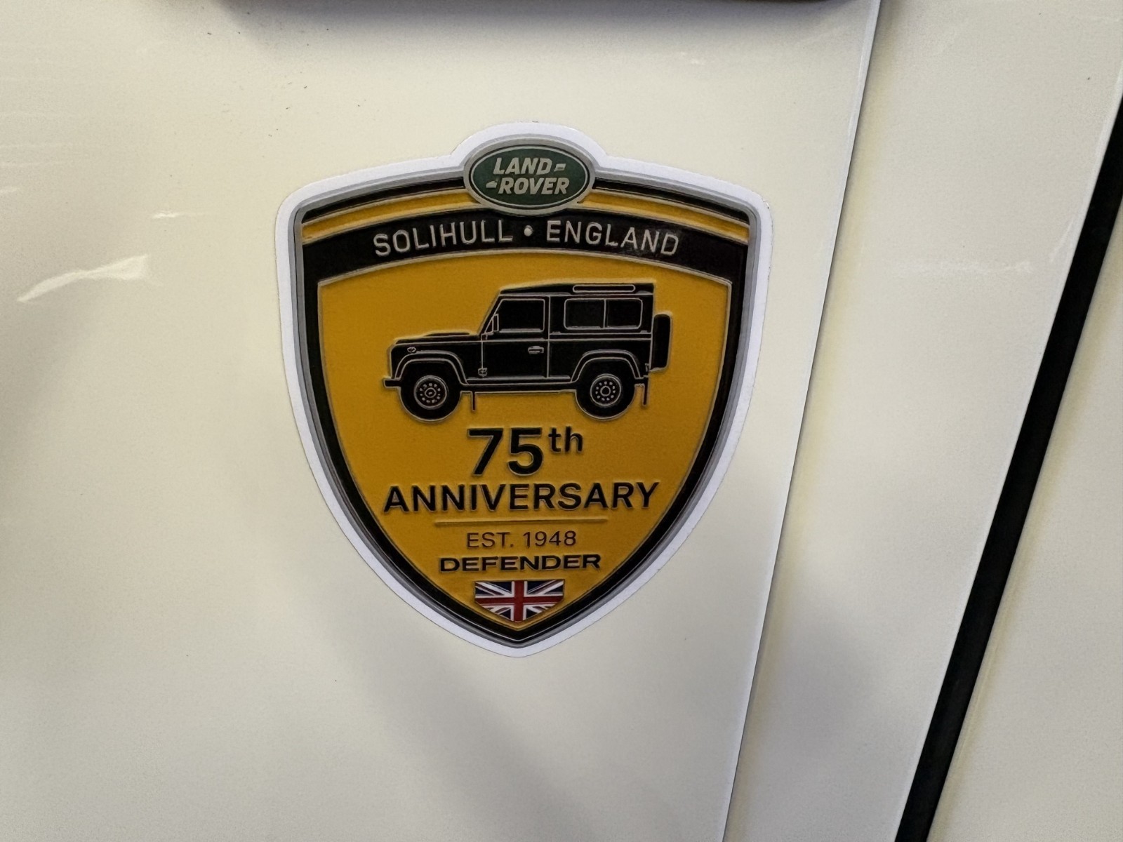 Land Rover Defender 90 decal, badge 75th Anniversary, logo Rare Limited Edition Land Rover Defender 90 decal, badge 75th Anniversary, logo Rare Limited Edition