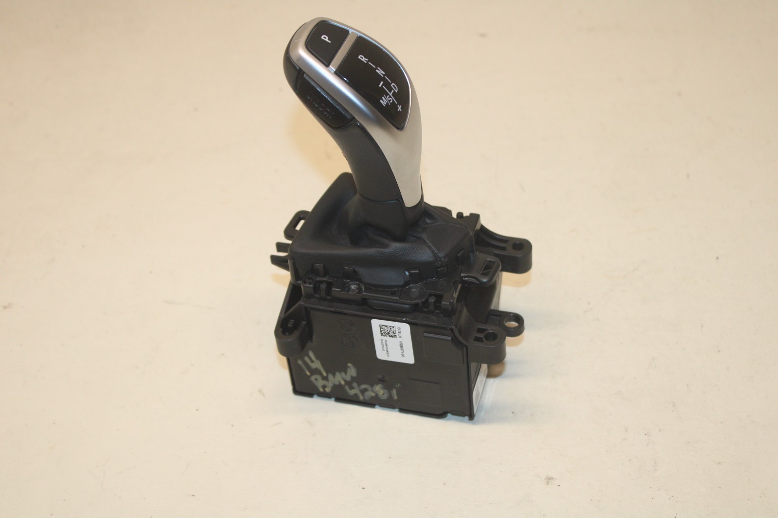 14-16 BMW 428i AUTO AUTOMATIC FLOOR GEAR SHIFT SHIFTER 9 296 898 -01 14-16 BMW 428i AUTO AUTOMATIC FLOOR GEAR SHIFT SHIFTER 9 296 898 -01