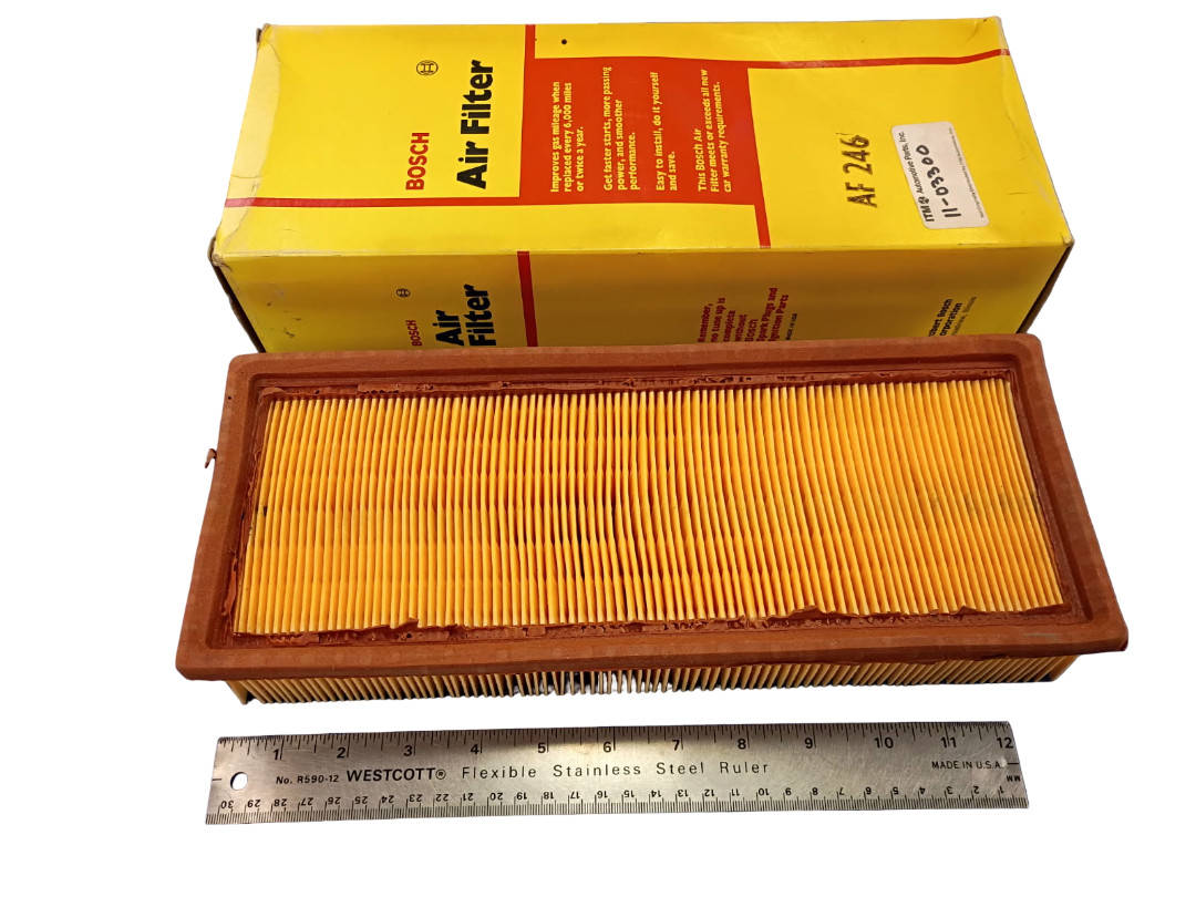 Air Filter Bosch 73246   Dasher Golf Jetta Quantum Rabbit Scirocco Vanagon 4000