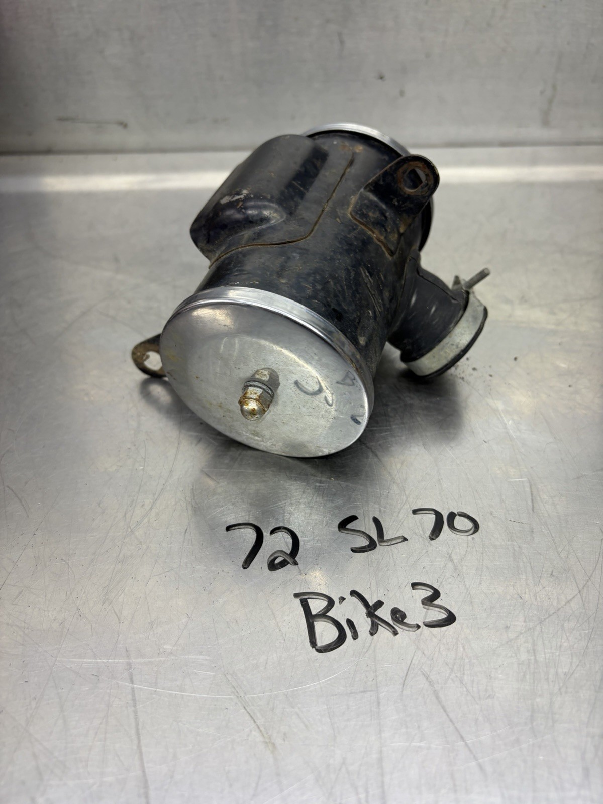 1971 71 1972 72 Honda SL70 SL 70 OEM Air Intake Filter Airbox Manifold Assembly 1971 71 1972 72 Honda SL70 SL 70 OEM Air Intake Filter Airbox Manifold Assembly