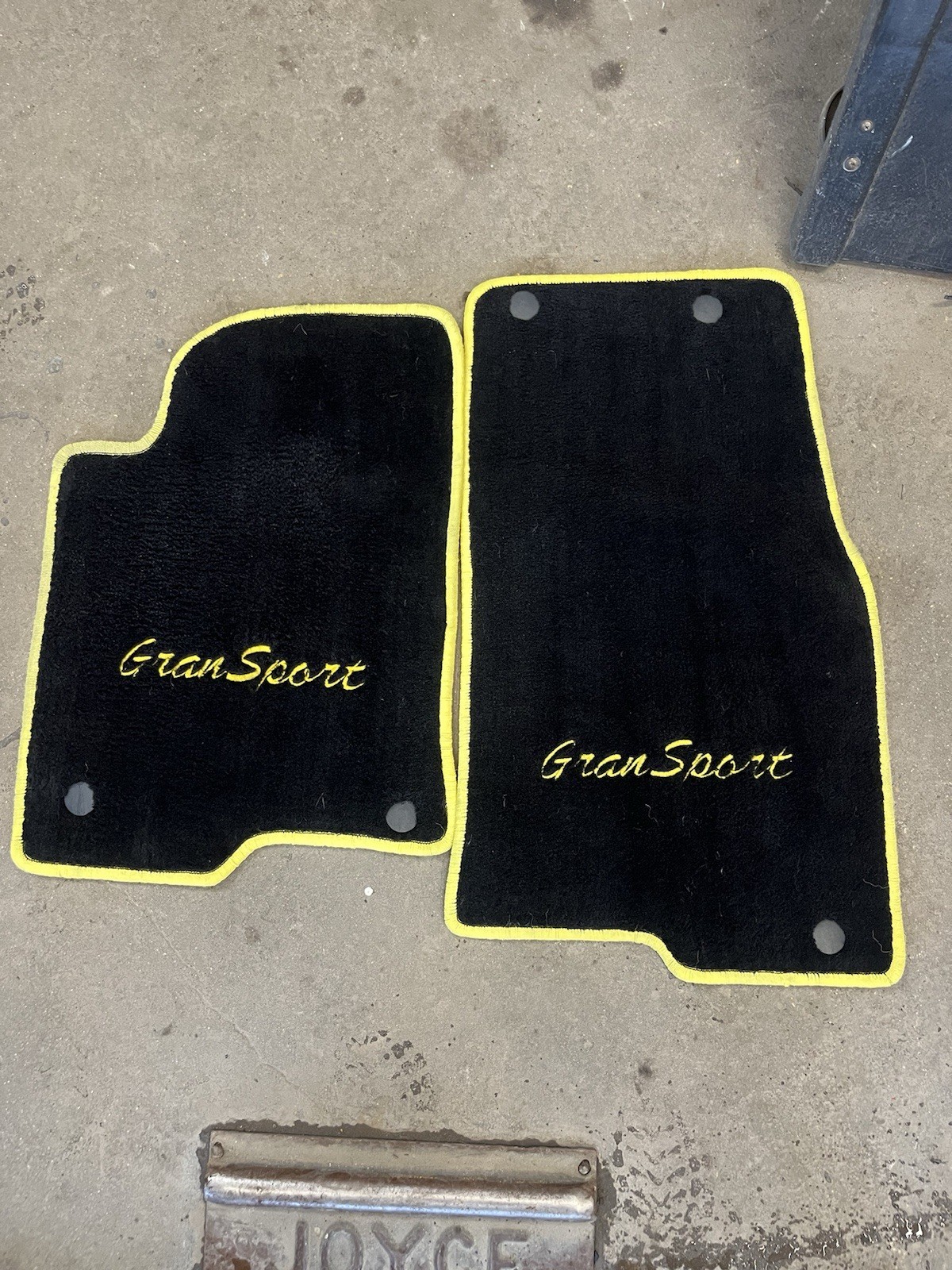 Maserati Gransport Custom Floor Mats 