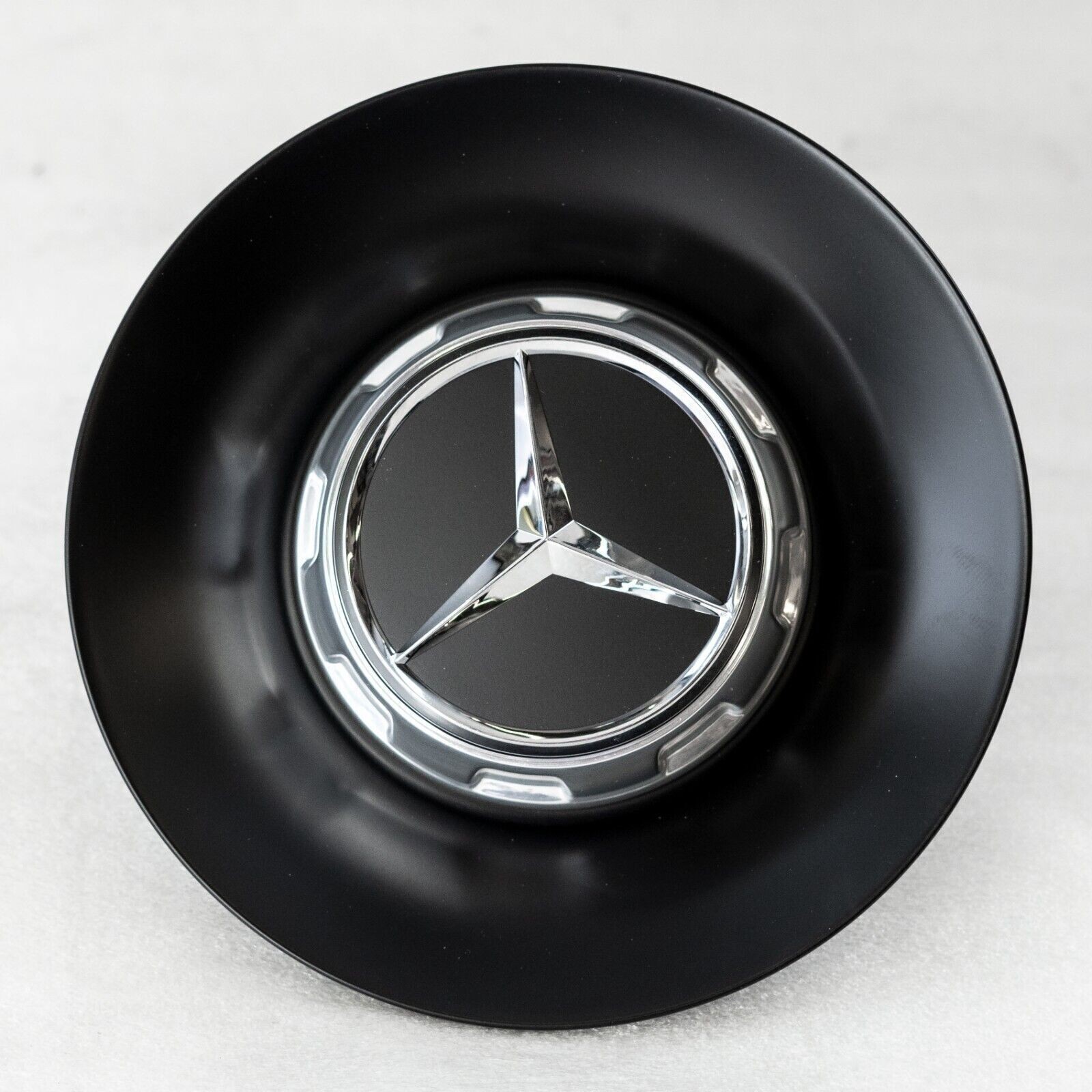 Mercedes Benz S63 S65 AMG Wheel Hub Center cap OEM 2014 2015 2016 2017 2018 Mercedes Benz S63 S65 AMG Wheel Hub Center cap OEM 2014 2015 2016 2017 2018