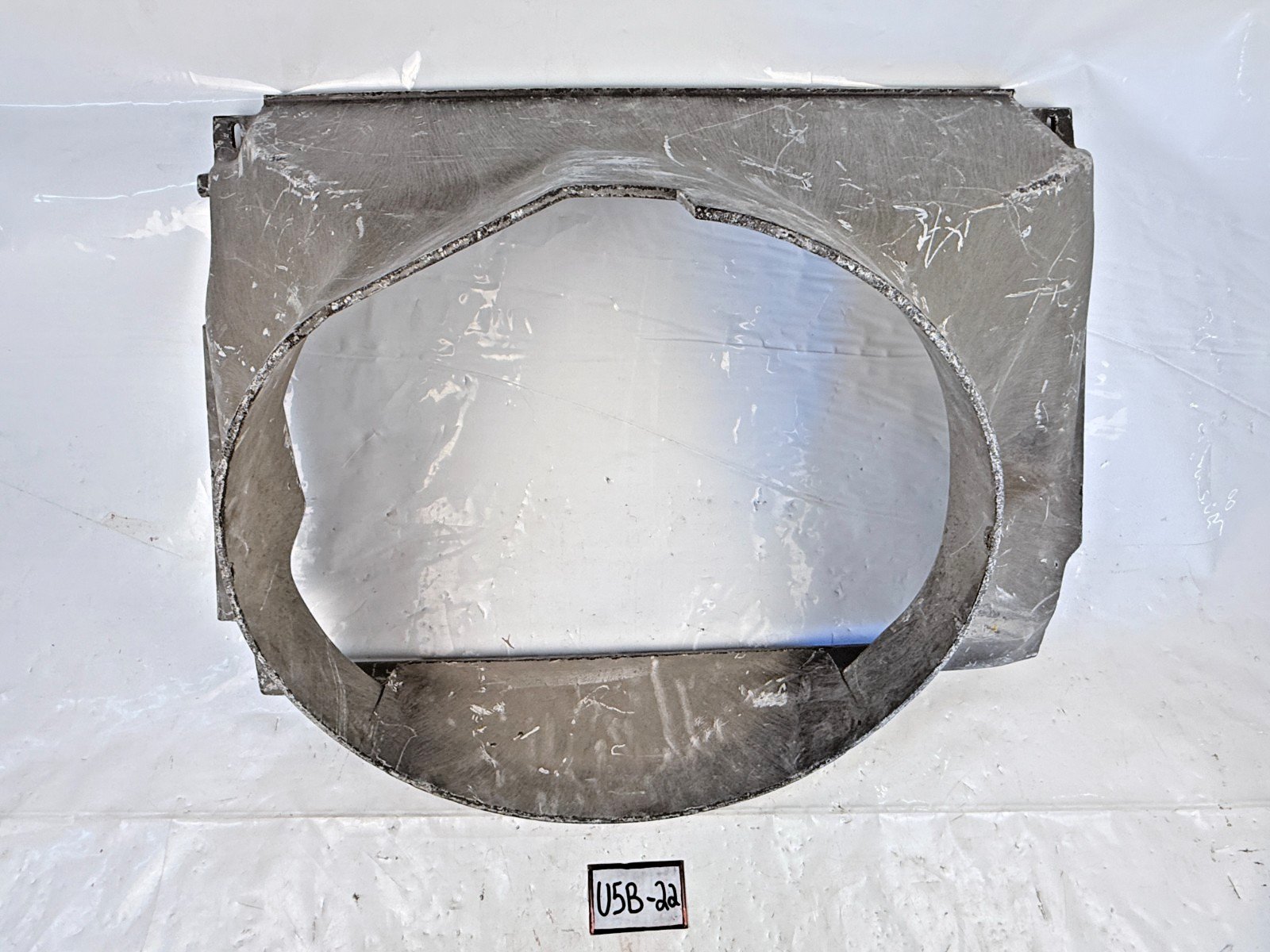 RARE NOS Genuine OEM 1976 Early Corvette Fan Shroud GM Original 368681 U5B-22