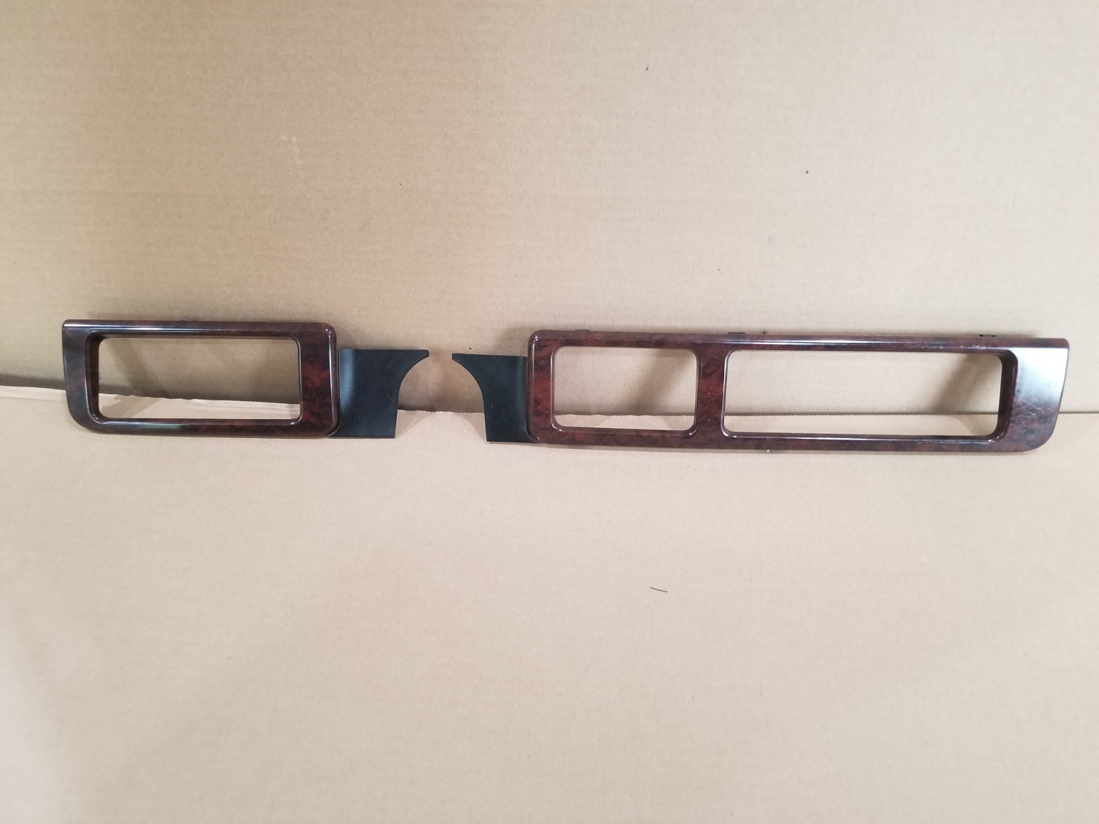 93-98 Jeep Grand Cherokee ZJ 5.9 Limited Dash Moldings Woodgrain Trim Inserts 93-98 Jeep Grand Cherokee ZJ 5.9 Limited Dash Moldings Woodgrain Trim Inserts
