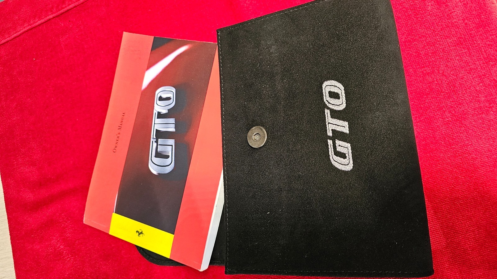 Ferrari 599 GTO - Original User Manual and Pouch Ferrari 599 GTO - Original User Manual and Pouch