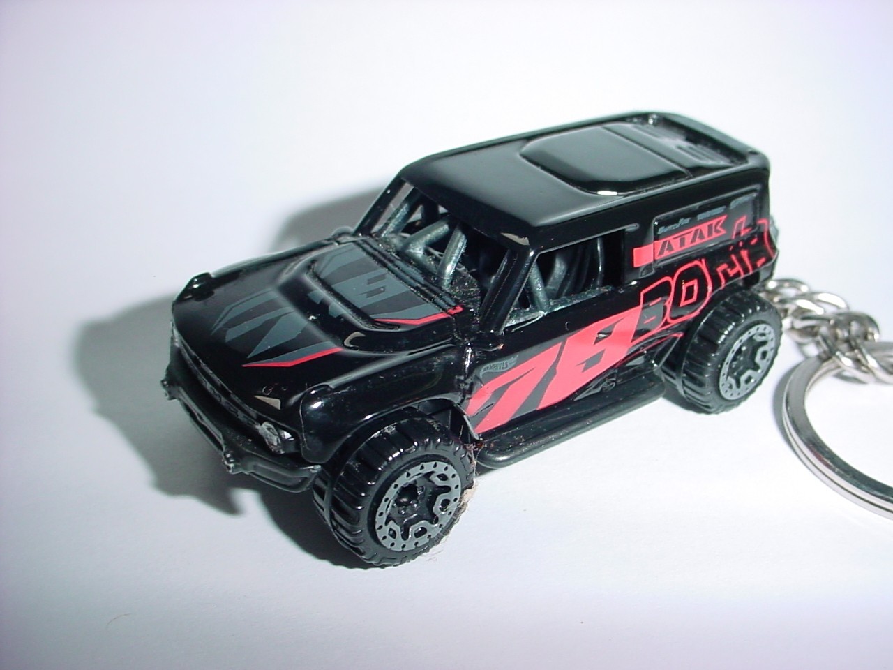 HOT 3D FORD BRONCO CUSTOM KEYCHAIN key keyring ornament BLING 1/64 hot wheels