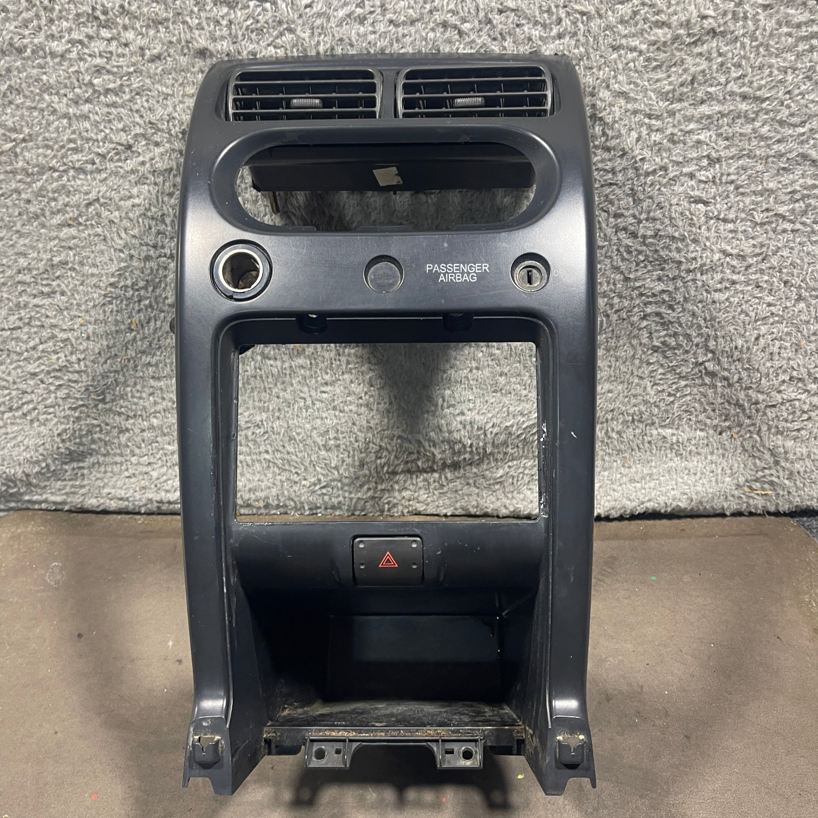 2002-2004 Nissan Xterra Frontier Front Center Dash Bezel Radio Black Trim OEM
