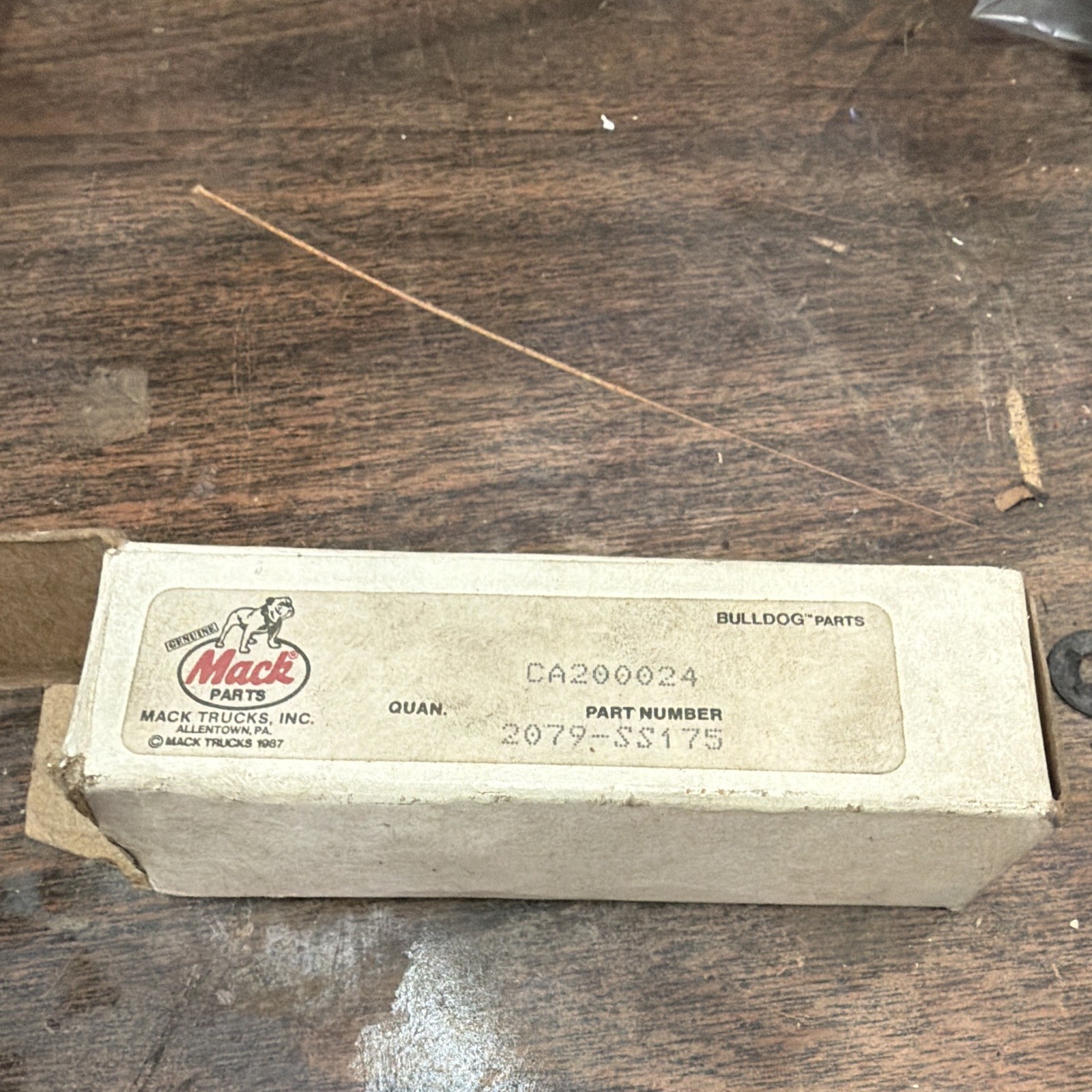 NOS Vintage Mack Trucks Shutterstat Control Valve 2079-SS175 E6 OEM 175 Deg Box