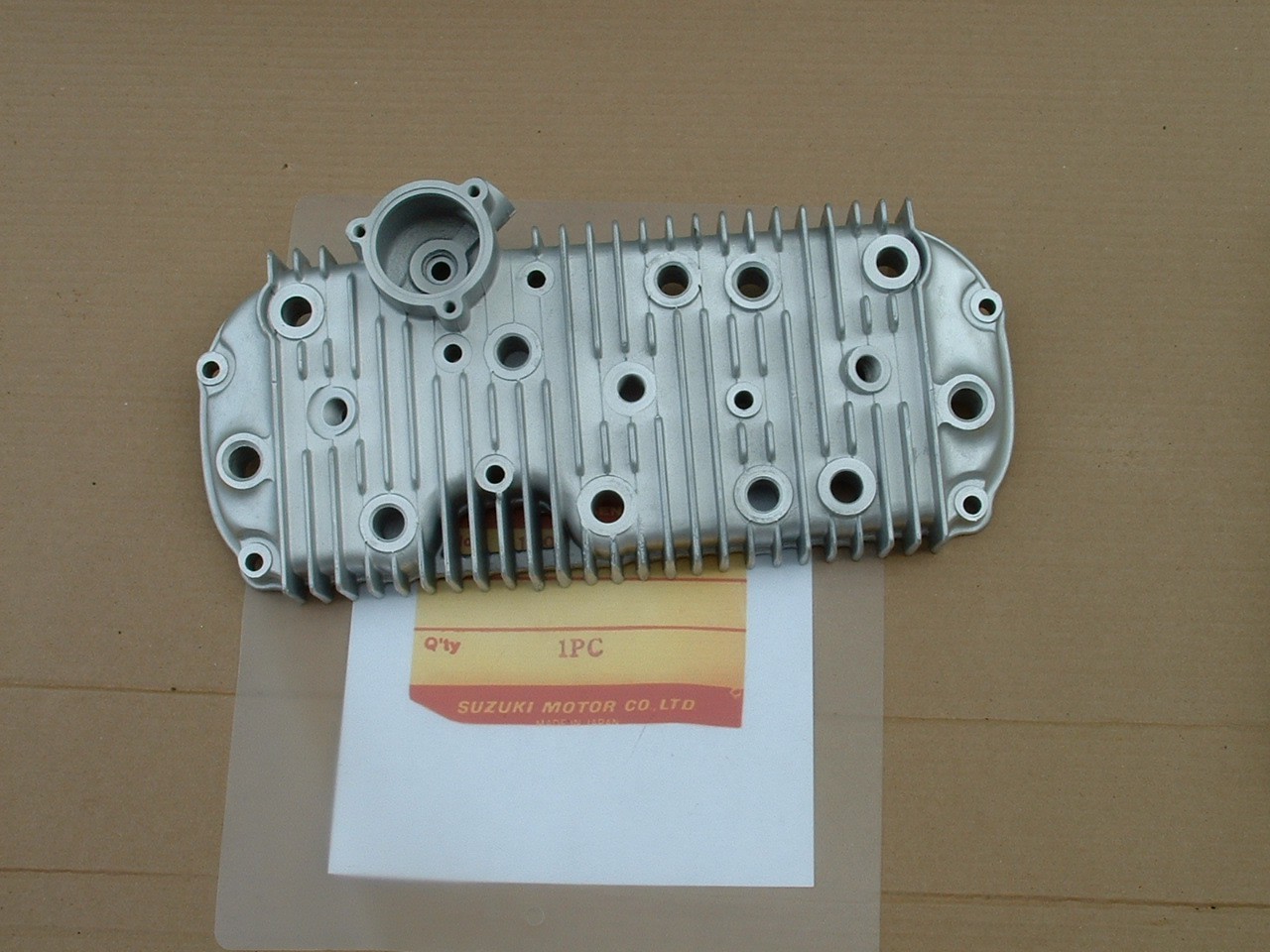 Genuine SUZUKI GT750  Cover Set Finish