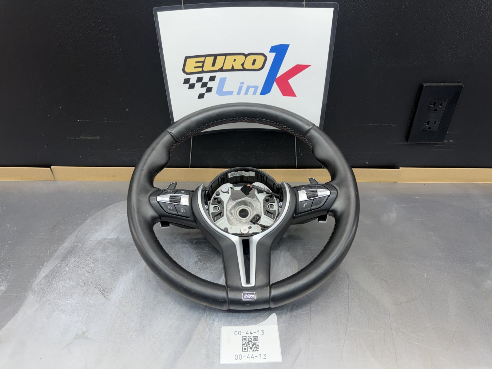 15-21 BMW F80 F82 F87 M2 M3 M4 Steering Wheel Black Heated w/ Paddle Shifters