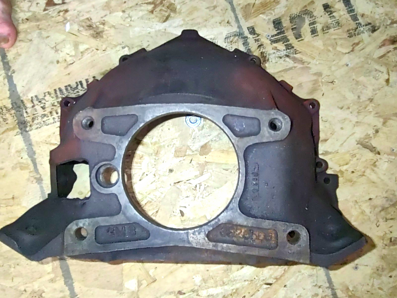 Chevrolet GMC Truck Gm6 #3925505 Transmission Bell Housing Chevrolet GMC Truck Gm6 #3925505 Transmission Bell Housing