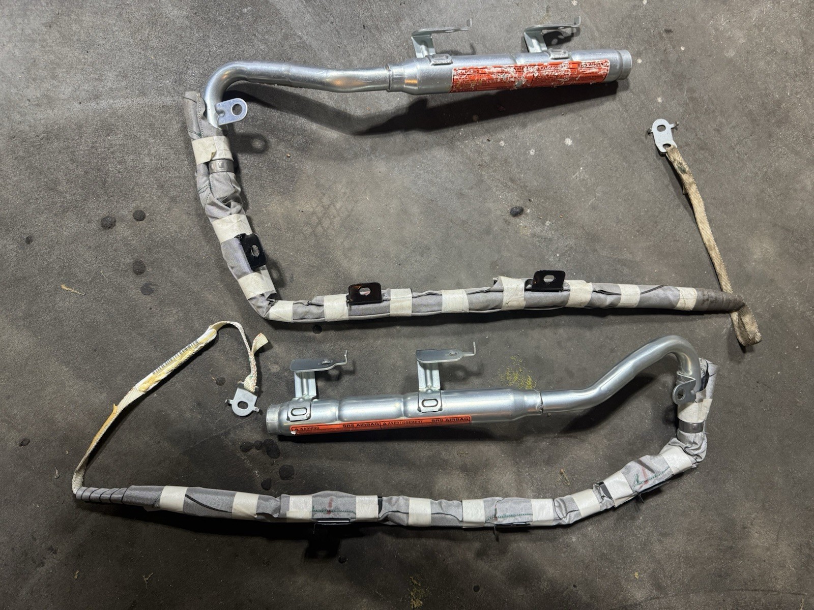 03-08 Nissan 350 Z Passenger And Driver Roof  oem 