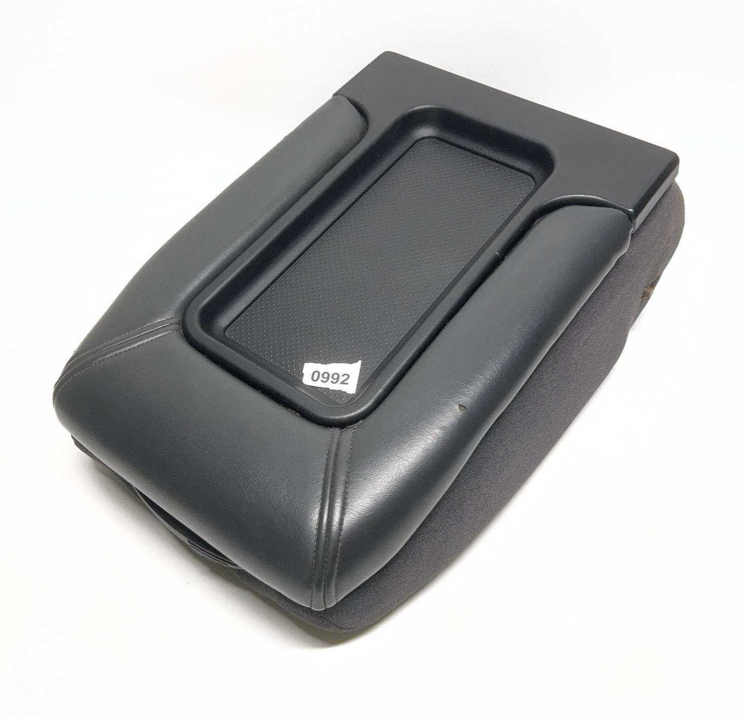2000-2006 Chevy Silverado GMC Sierra Avalanche Center Console Armrest Jump Seat