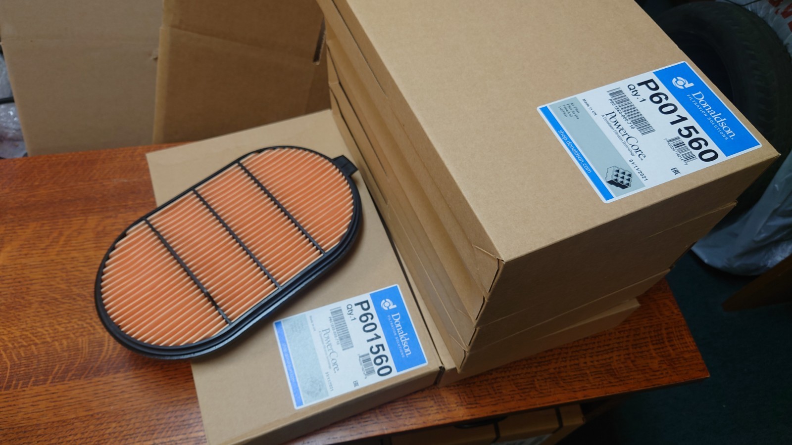 New Genuine Donaldson P601560 Safety Obround PowerCore Air Filter