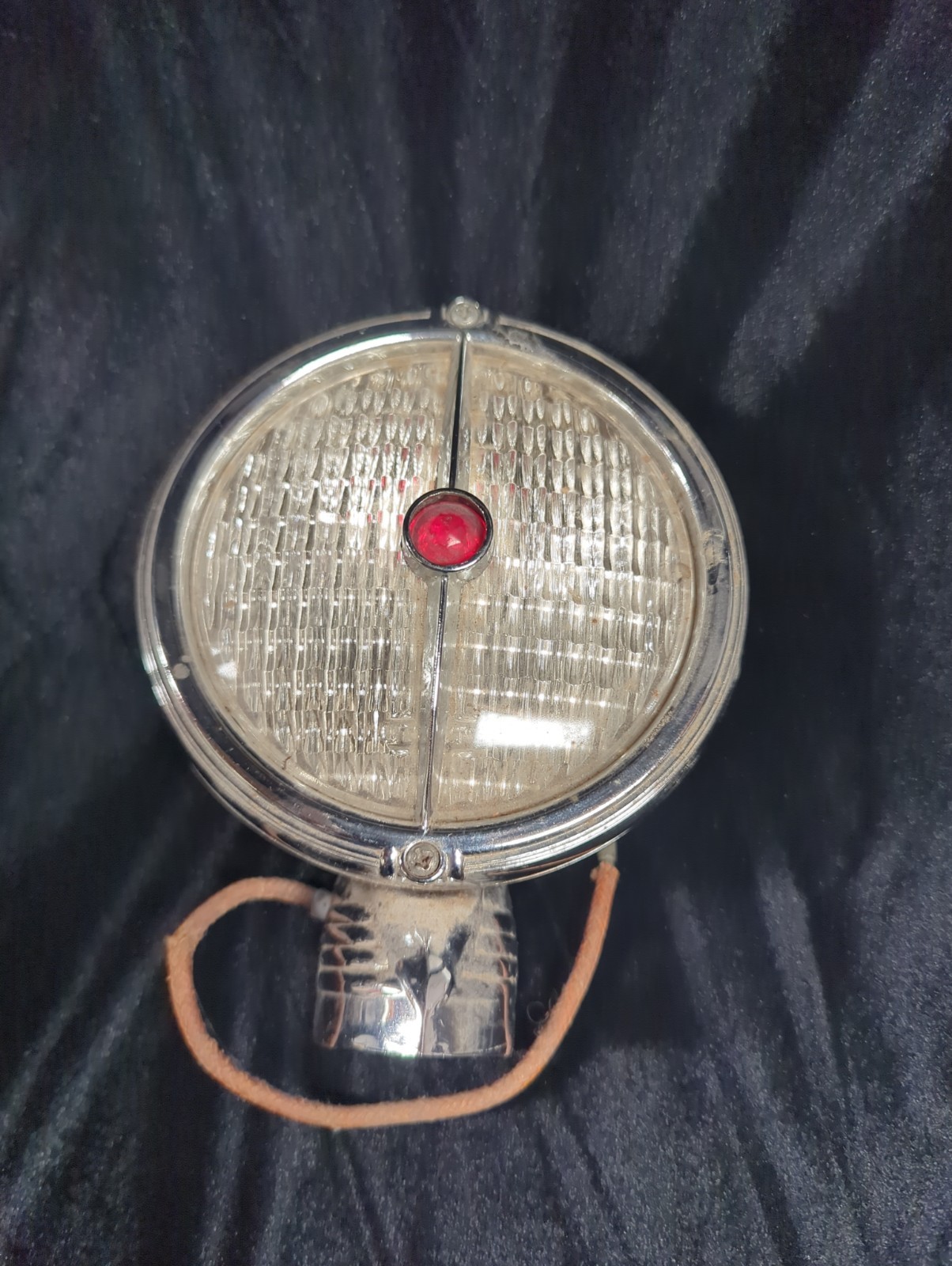 Vintage Electroline Model 82 Vintage Cats Eye Fog Light.  C7