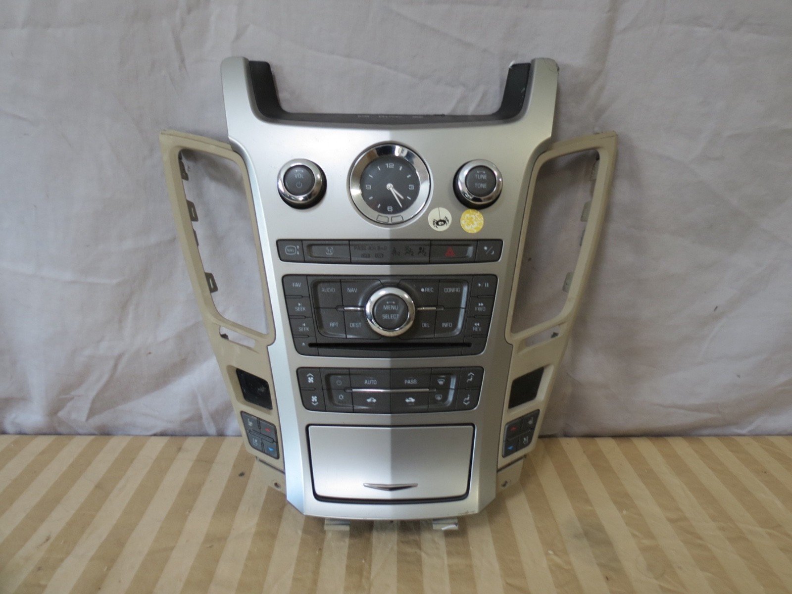 09-13 Cadillac CTS Coupe AM FM GPS Radio Climate Control Panel 25947726 14780434
