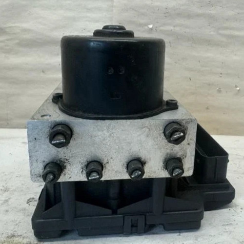 2001-2002 Toyota Sequoia ABS Brake Pump Assembly 4x4 Skid Control OEM Working
