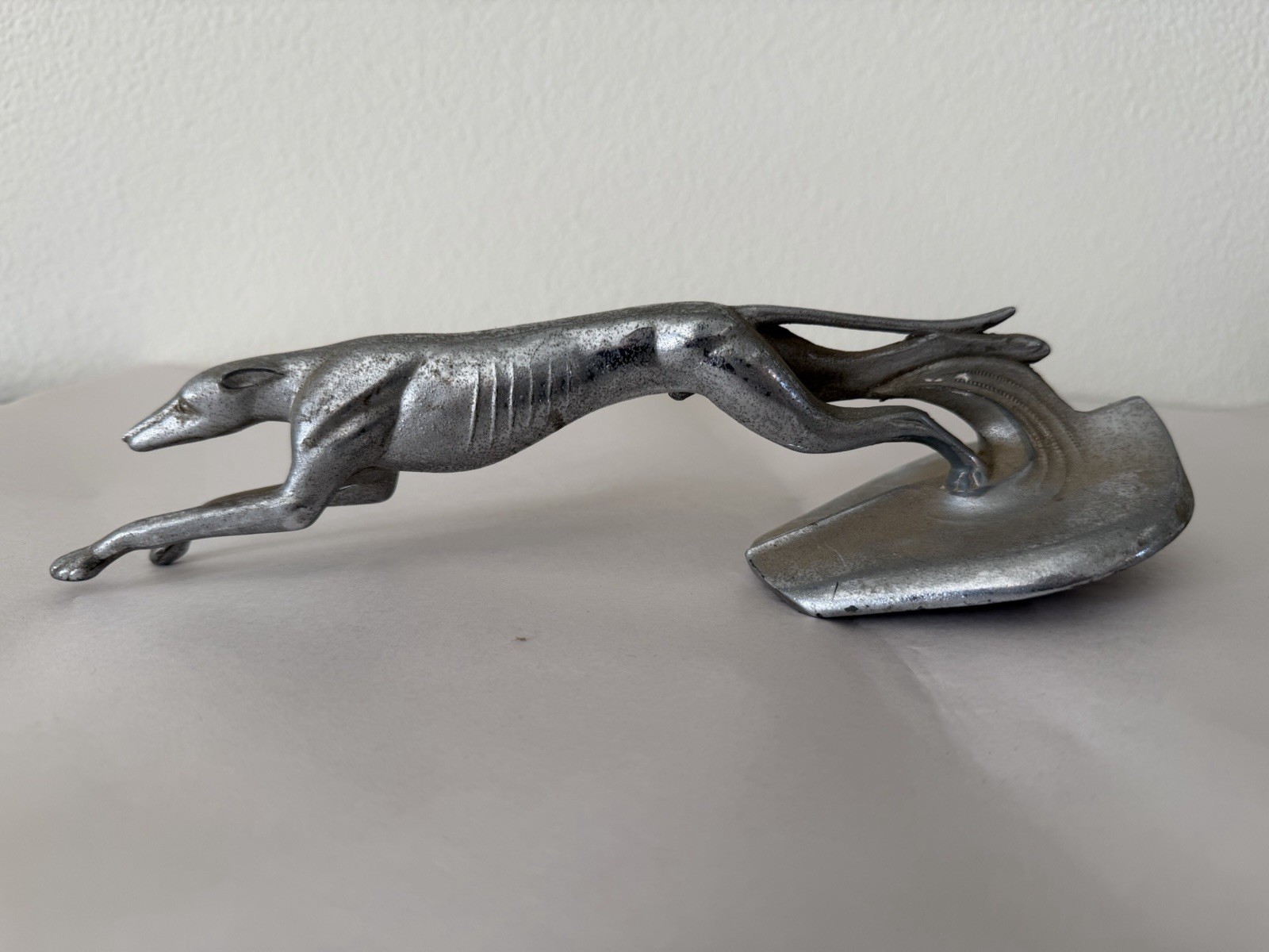 VINTAGE 1933 FORD GREYHOUND HOOD ORNAMENT CHROME RADIATOR CAP COUPE SEDAN