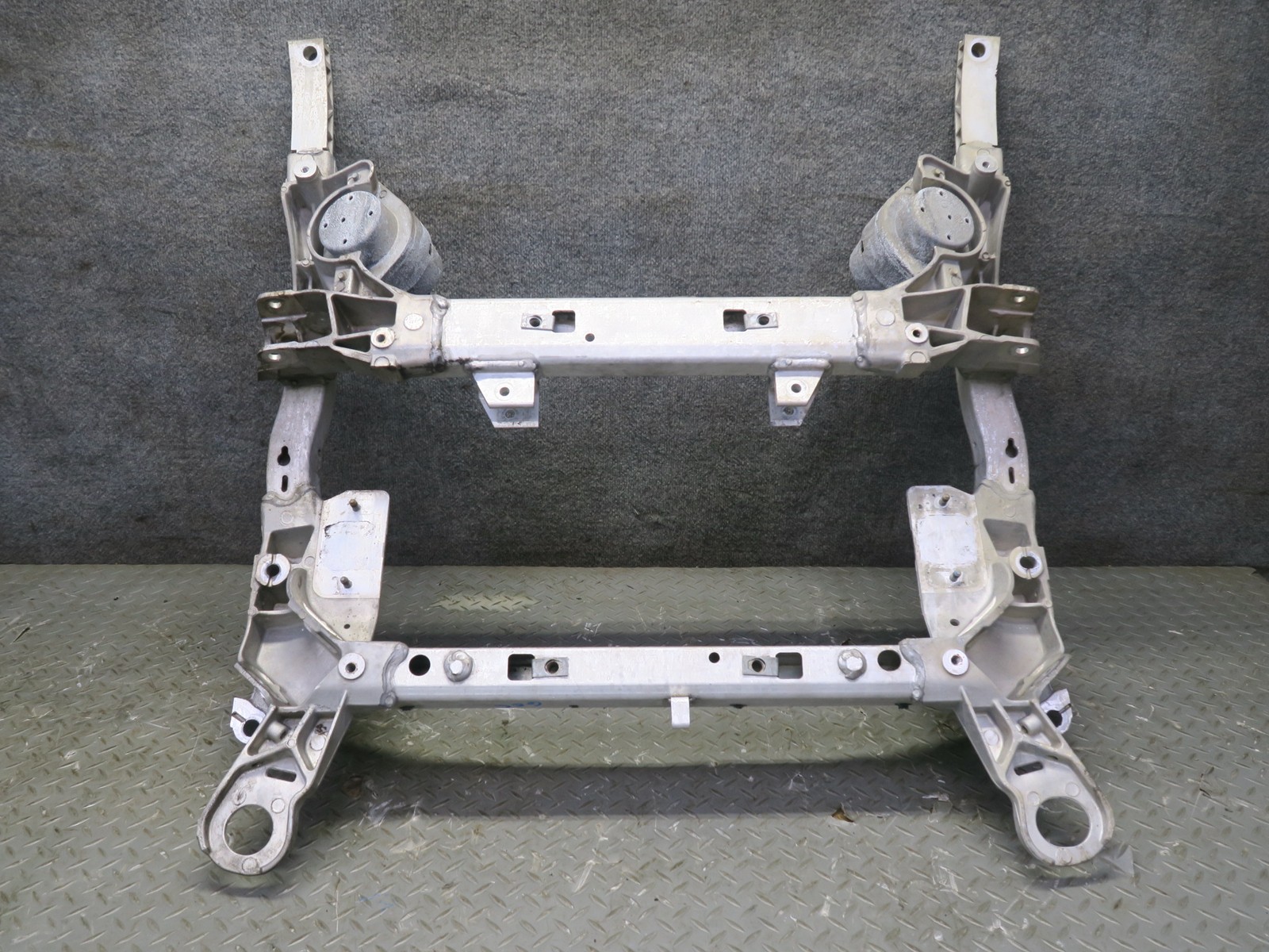 16-24 CHEVROLET CAMARO SS LT1 6.2L FRONT SUSPENSION CROSSMEMBER SUBFRAME OEM