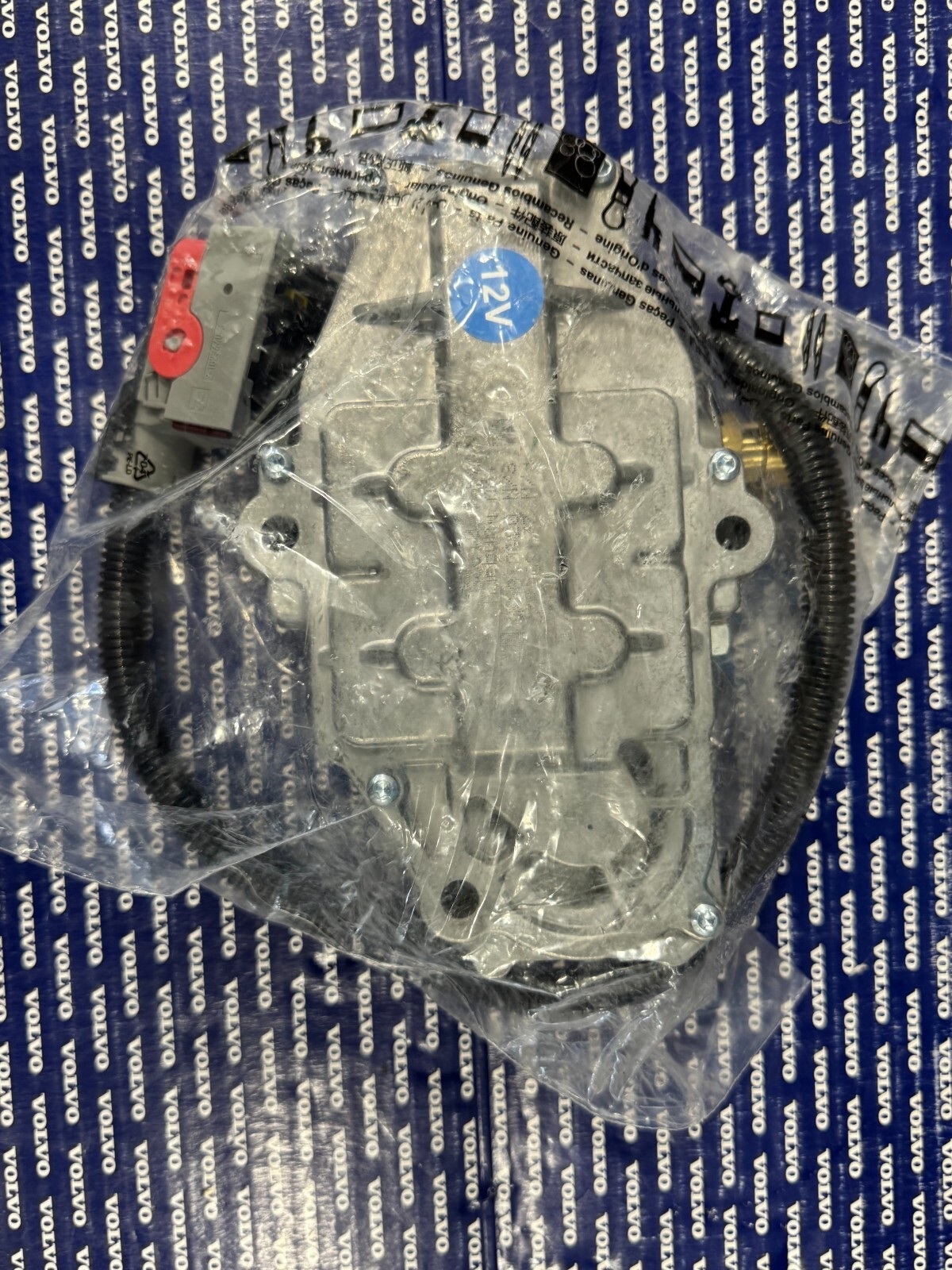 100% Genuine OEM VOLVO I-SHIFT Clutch Solenoid Valve 24930564 22439692