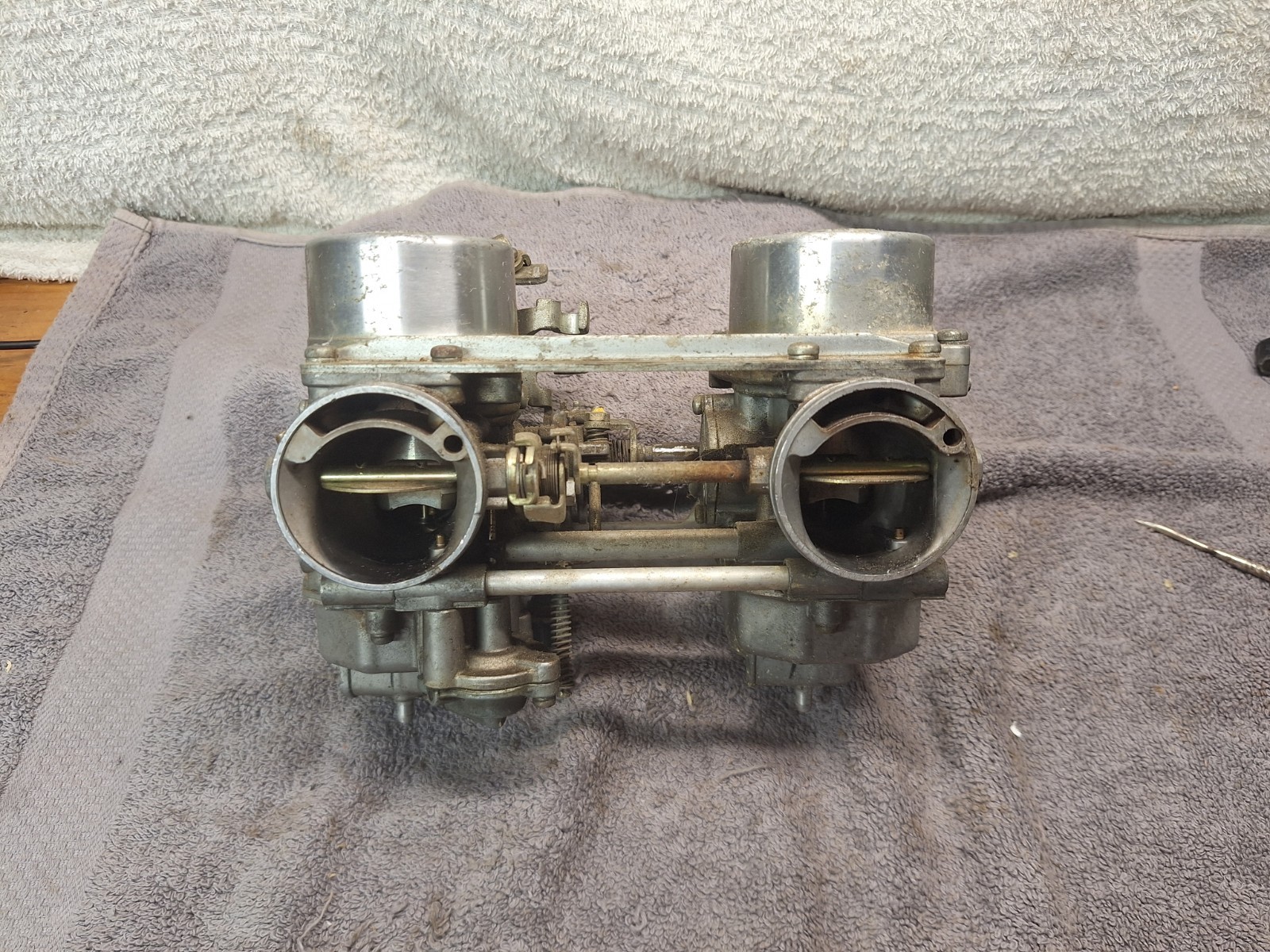 Honda CM400C CM400A CM400T Carburetor Pair Rack Twin Dual Keihin VB 22ABTA Honda CM400C CM400A CM400T Carburetor Pair Rack Twin Dual Keihin VB 22ABTA