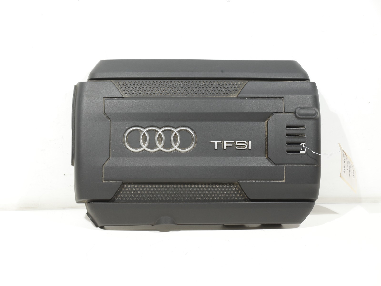 2017-2020 AUDI A3 Quattro 2.0L 8V Top Engine Cover 06K103925 OEM 85K 2017-2020 AUDI A3 Quattro 2.0L 8V Top Engine Cover 06K103925 OEM 85K