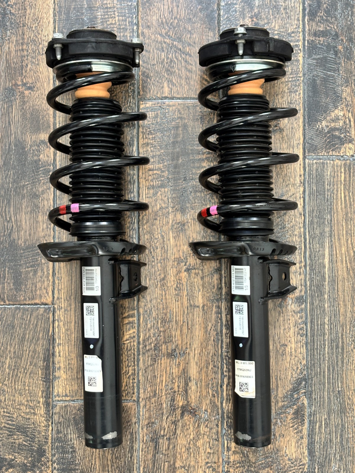 MINT Genuine VW Golf GTI TDI Mk6 2010-2014 Front Strut Spring Full Assembly Pair