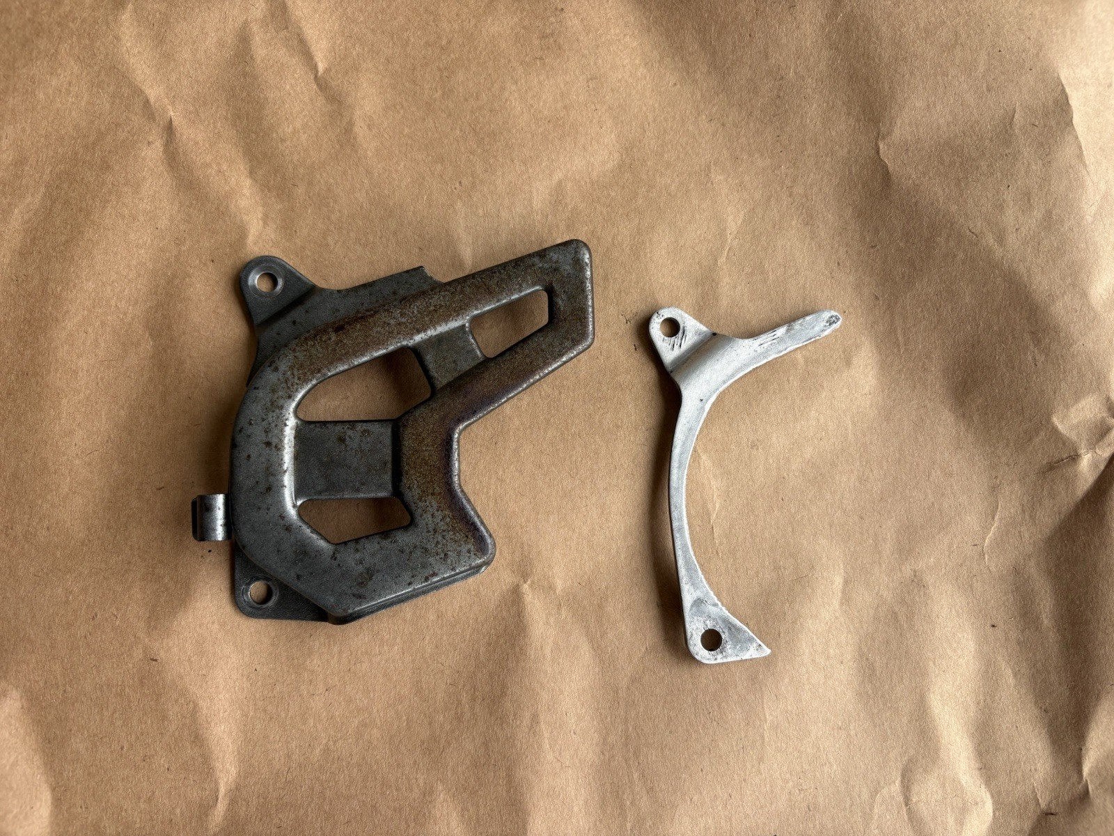 1986 Honda Trx250r Oem Front Sprocket Cover 86 Trx 250r Case Saver Atc Atc250r 1986 Honda Trx250r Oem Front Sprocket Cover 86 Trx 250r Case Saver Atc Atc250r