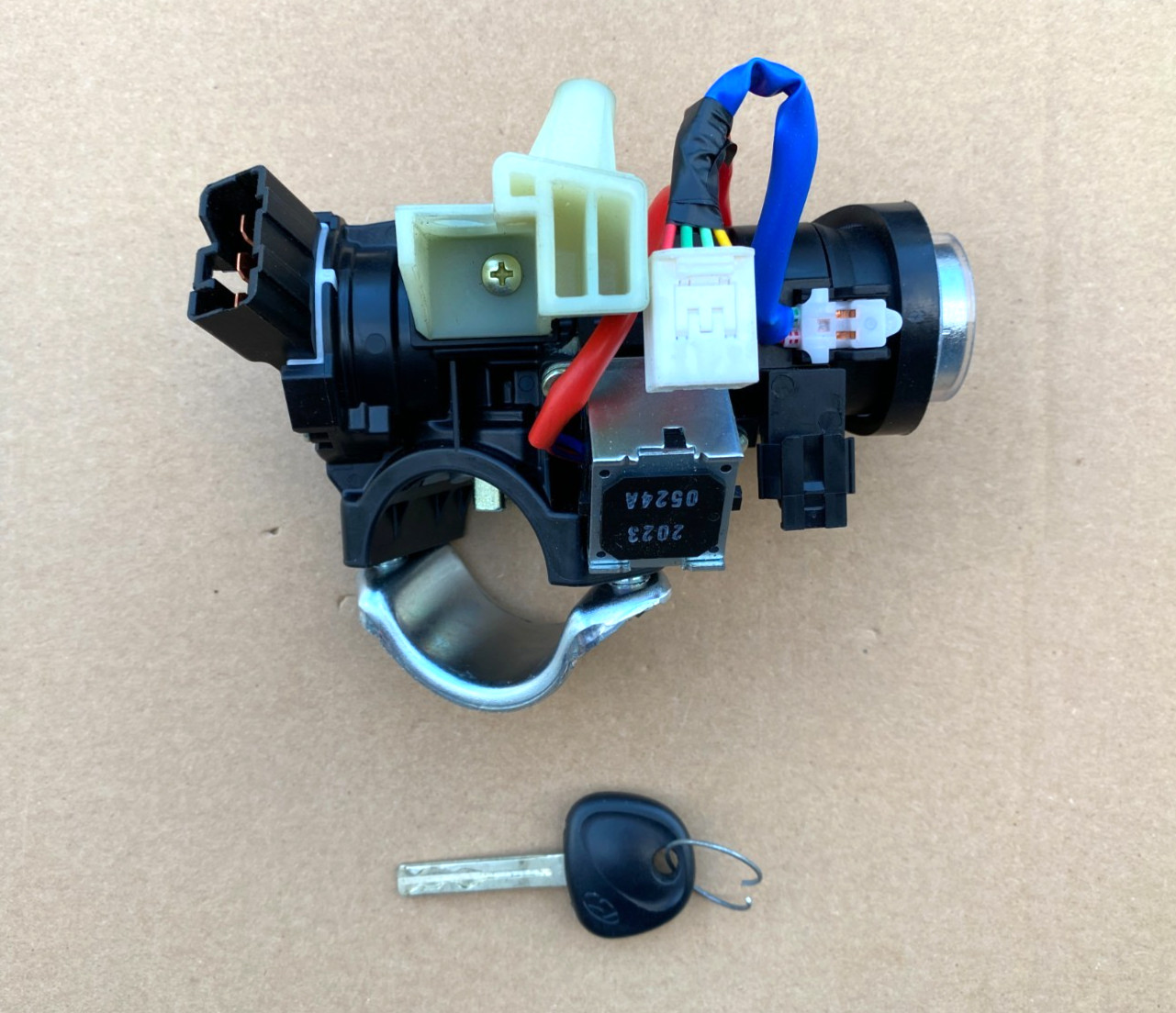 2015 - 2019 HYUNDAI SONATA IGNITION SWITCH LOCK W/ KEY CYLINDER OEM 81900-C1B00