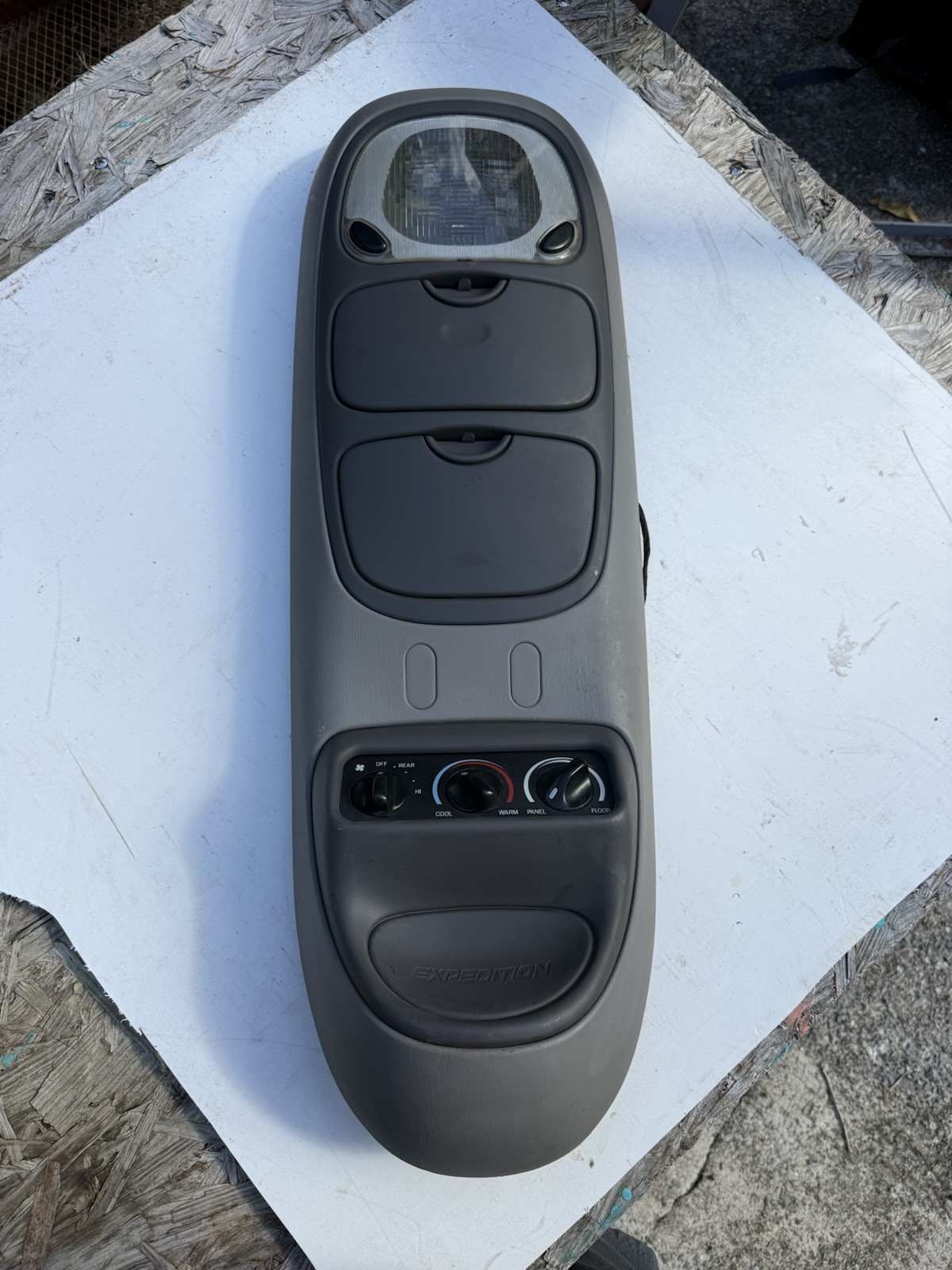 97-02 Ford Expedition XLT Overhead Console