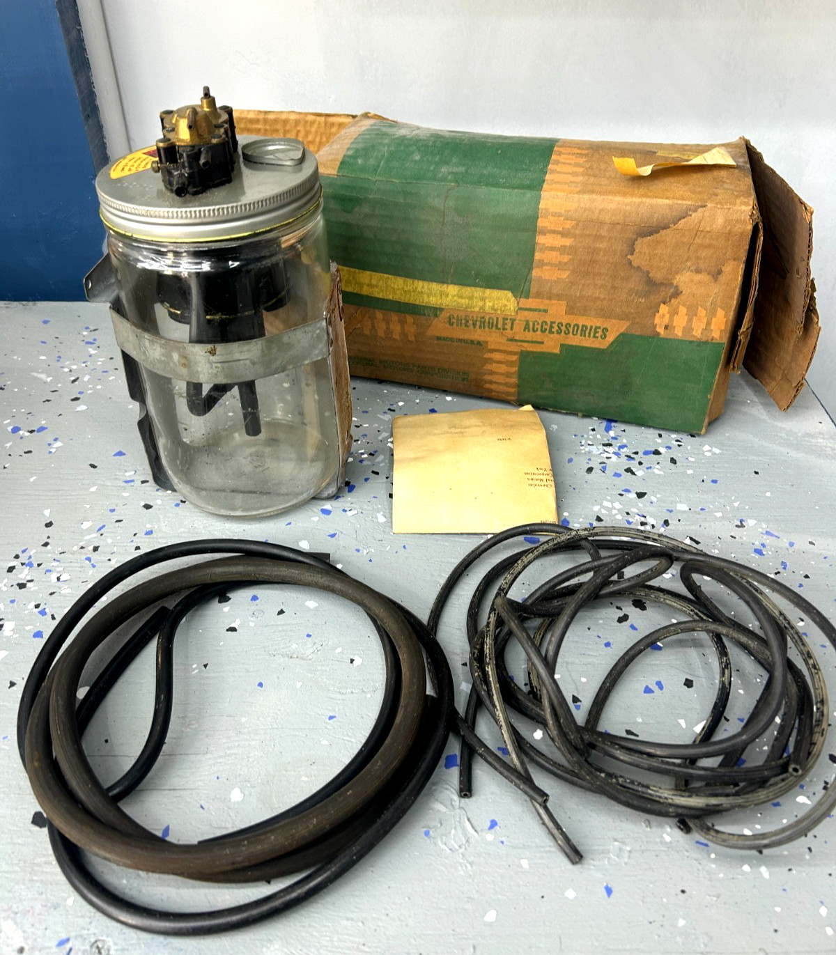NOS 1956 Chevrolet GM Windshield Washer Kit All Car Belair 150 210 987465 NOS 1956 Chevrolet GM Windshield Washer Kit All Car Belair 150 210 987465