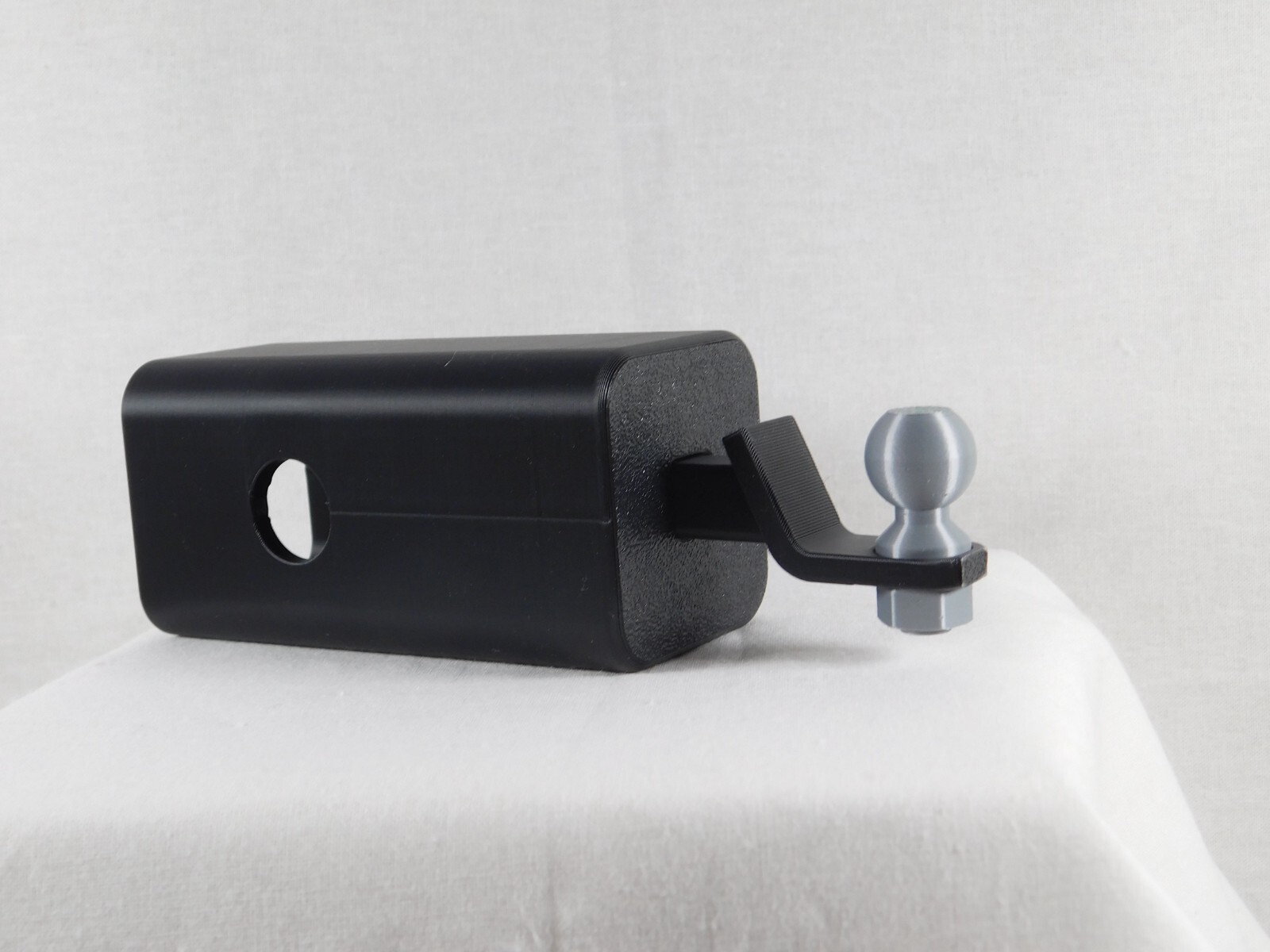 Tiny Trailer Hitch Novelty Mini Hitch Gag Gift Funny Prank Funny Humor