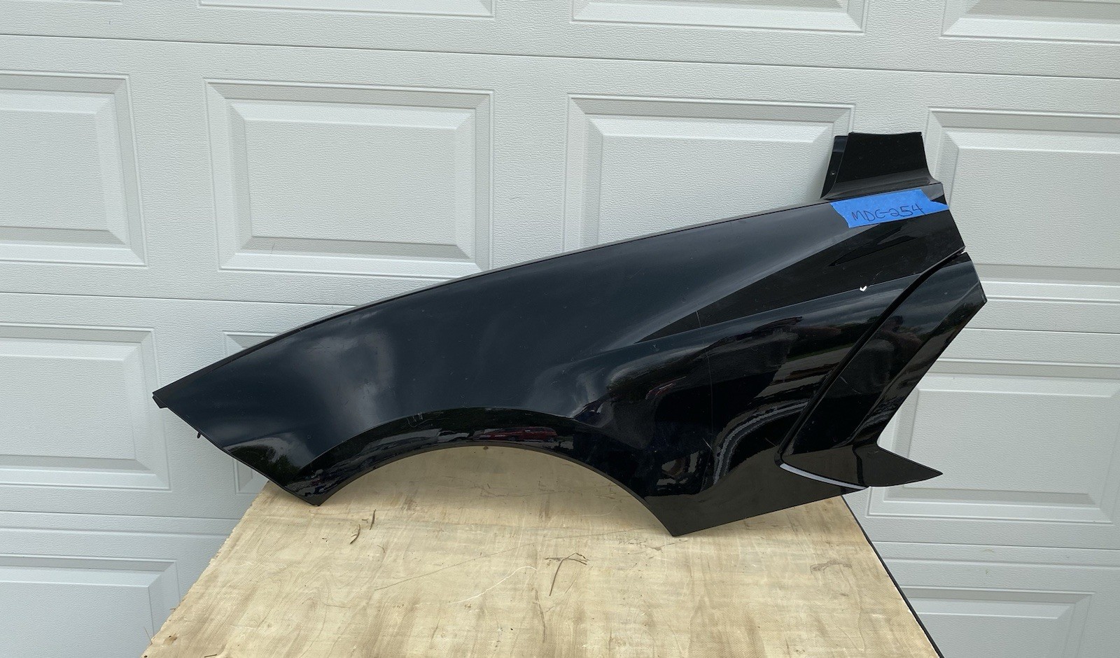 OEM 2020-2025 Chevrolet Corvette Stingray Fender 87861823 - RIGHT