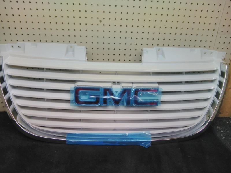 Grille SLE Upper Fits 07-14 YUKON 1283467