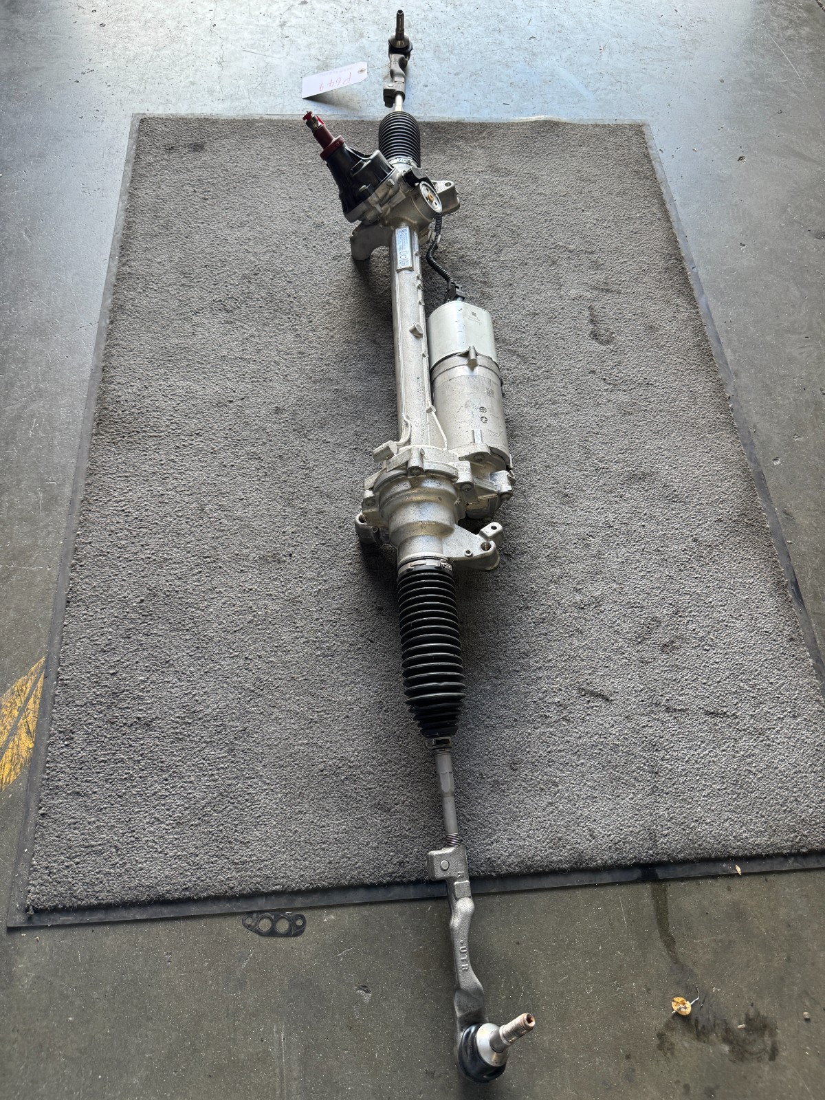 2023-2025 BMW X5M X6M XM Active Electric Steering Rack OEM 32105B35838 2023-2025 BMW X5M X6M XM Active Electric Steering Rack OEM 32105B35838